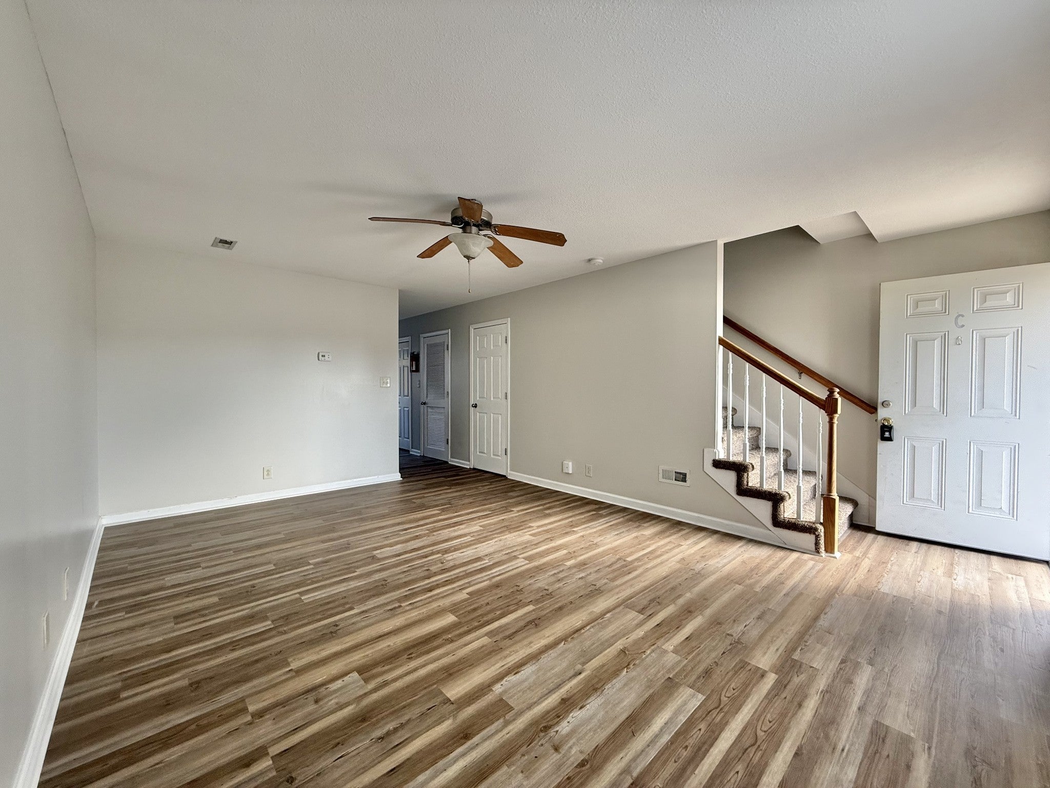 Photo of Listing #3045854