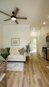 Photo of Listing #3046140