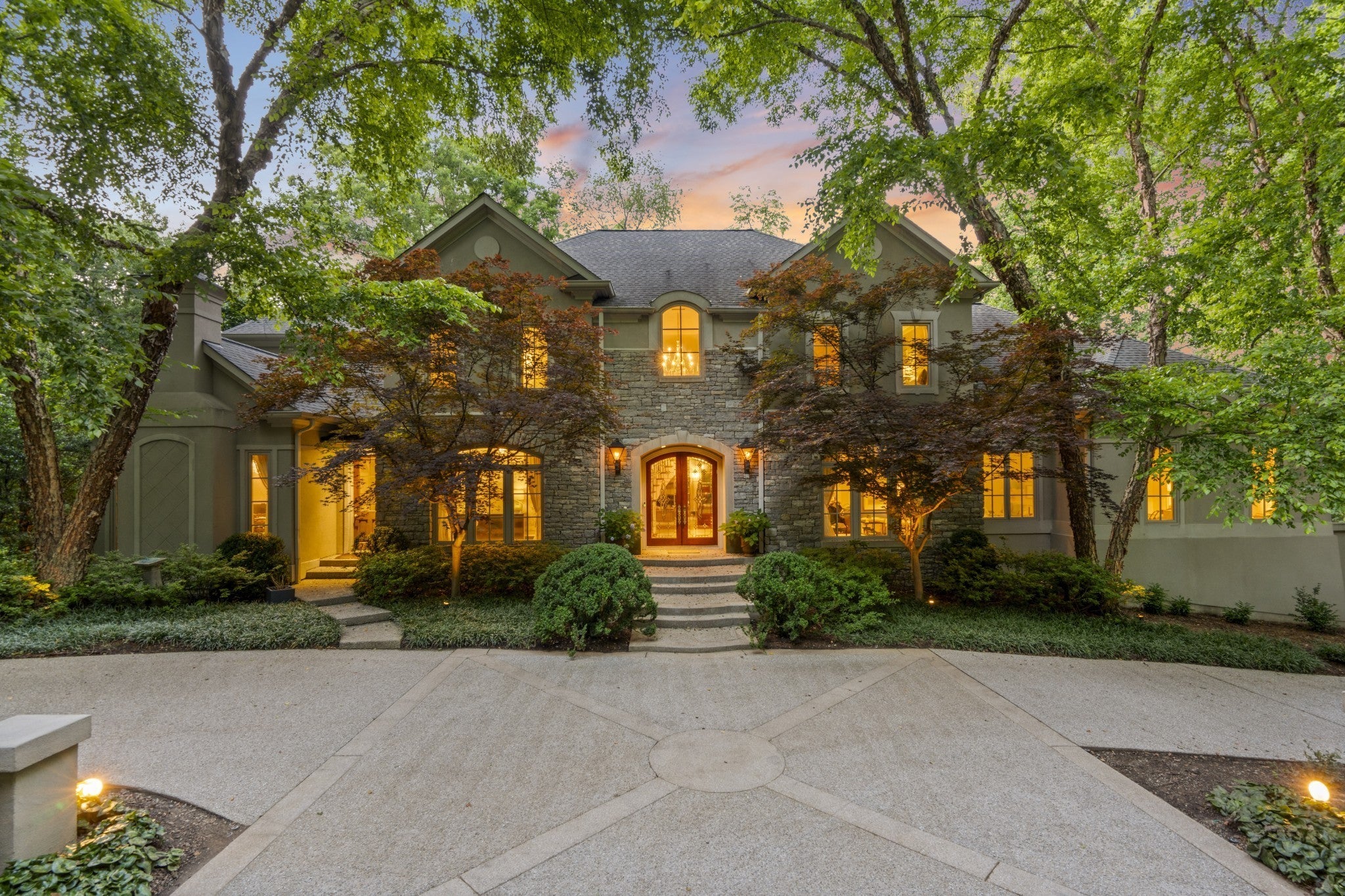 Photo of Listing #3046427