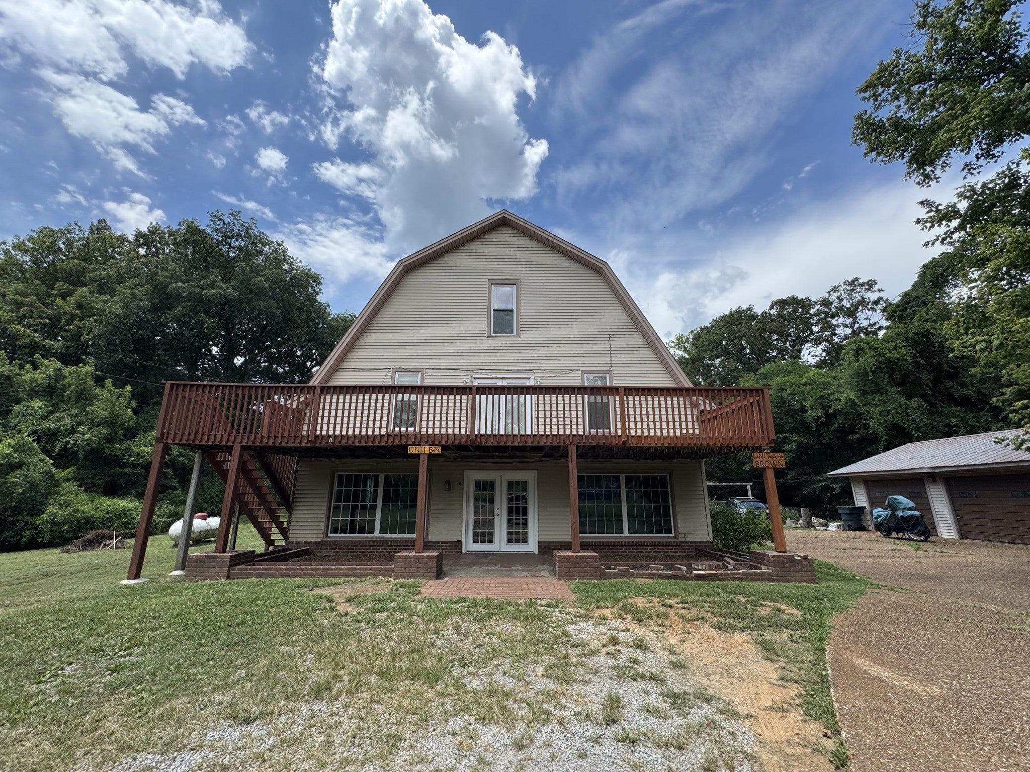 Photo of Listing #3046964