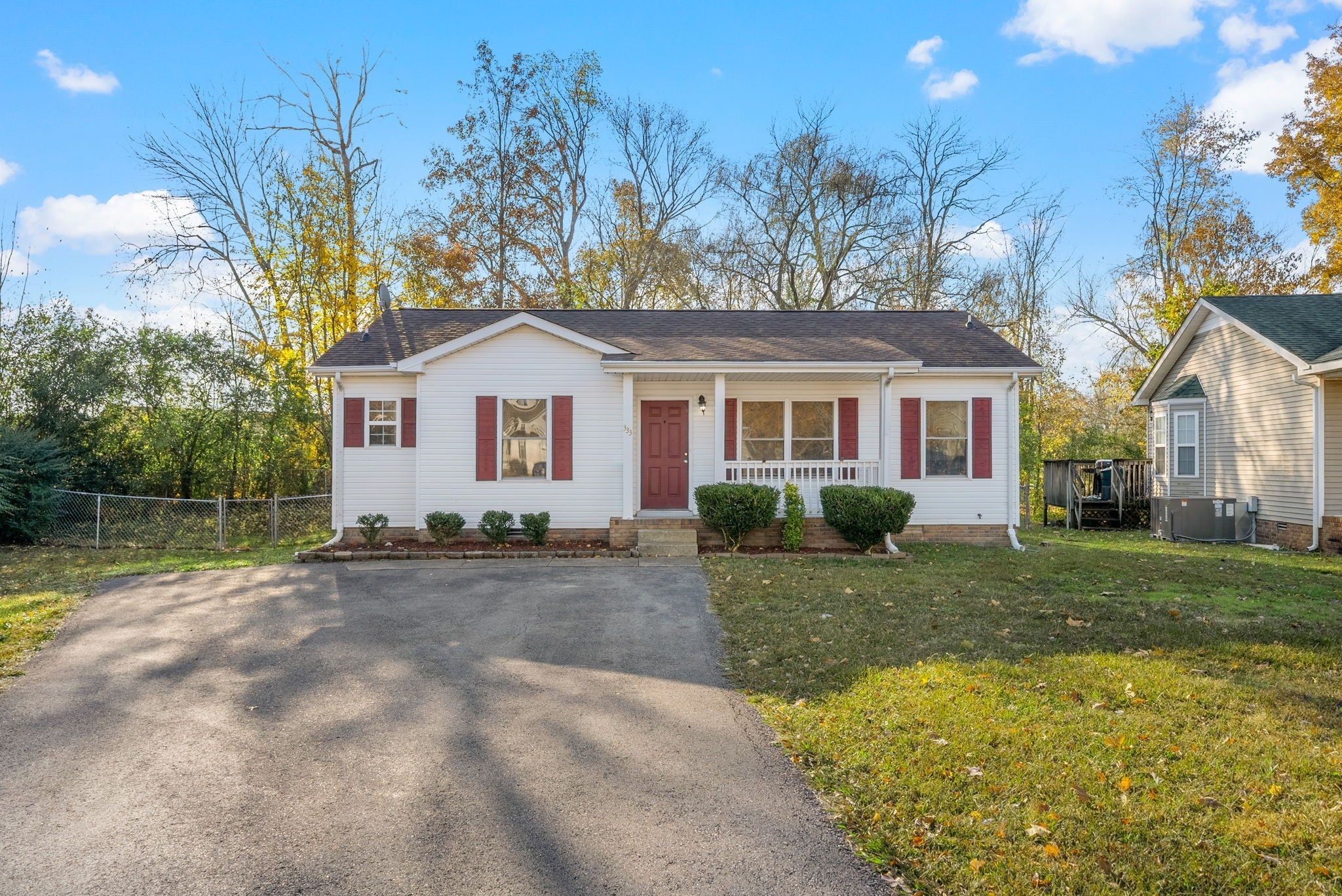 Photo of Listing #3047030