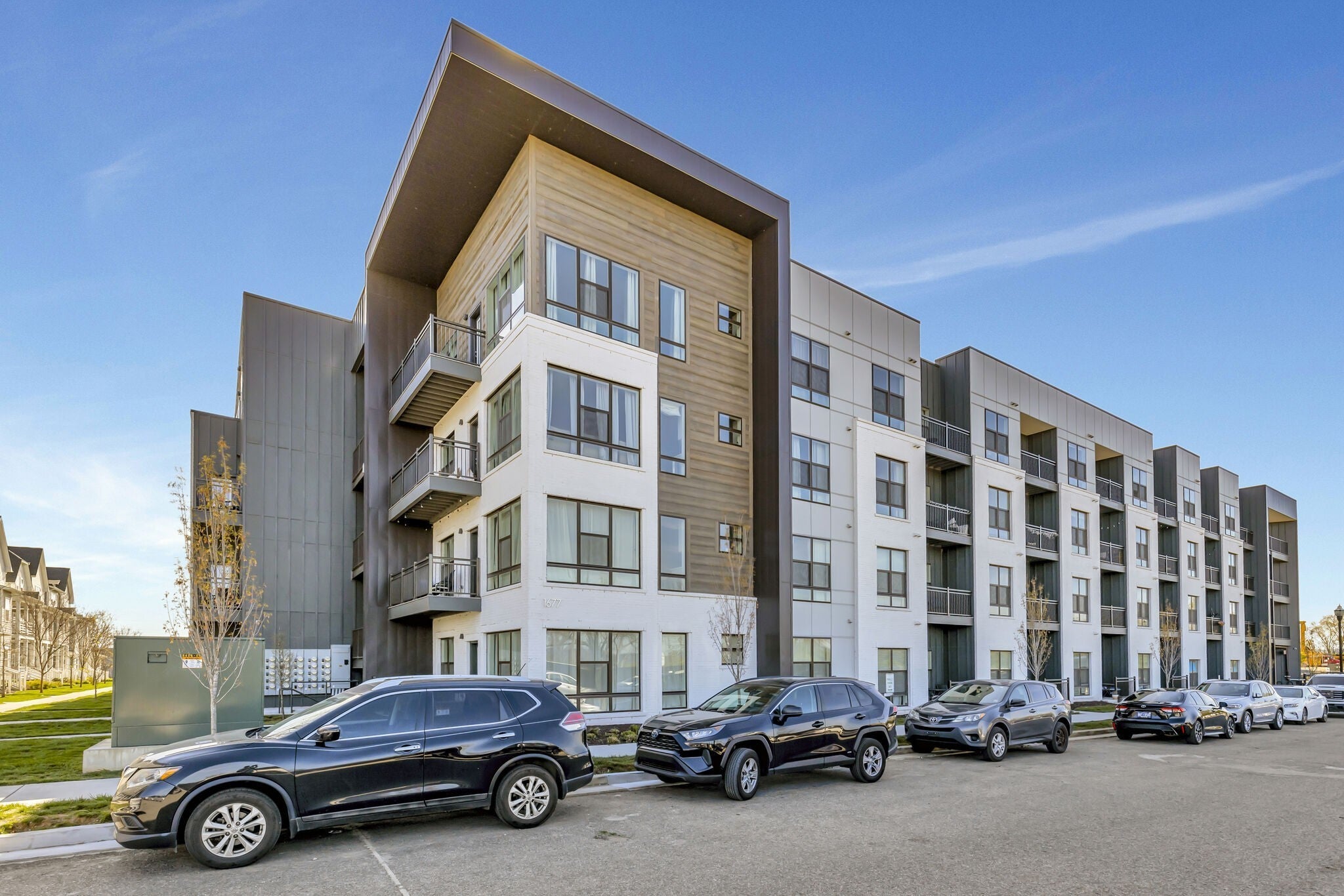 Photo of Listing #3047949