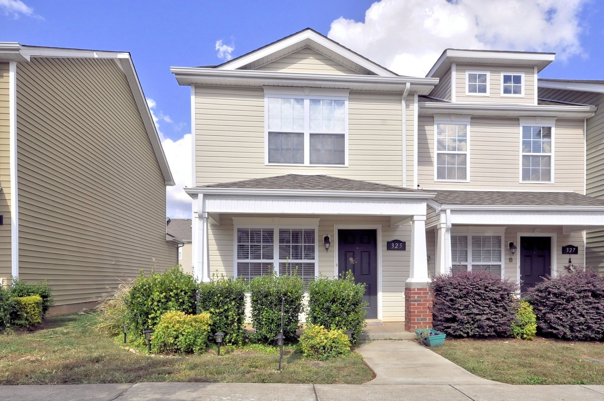 Photo of Listing #3048040