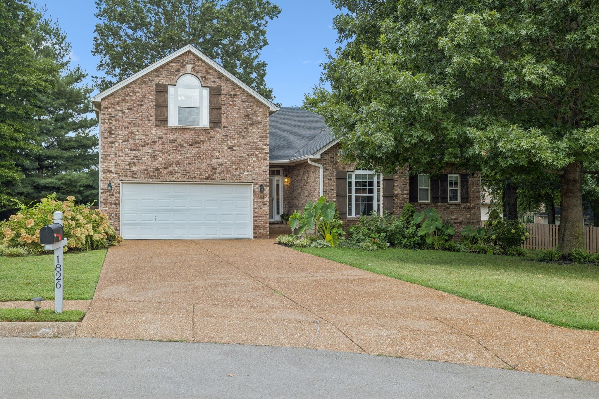 Photo for MLS 3048712 in 1826 Nantes Ct Spring Hill, TN - 37174