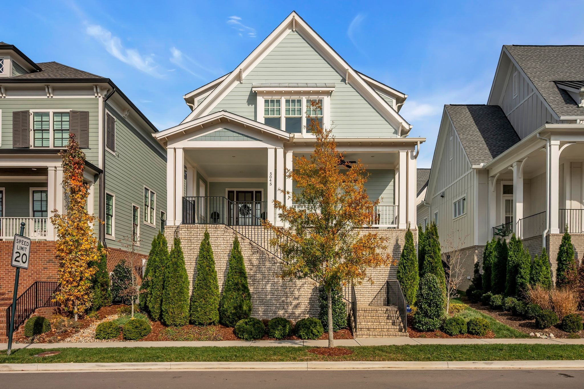 Photo of Listing #3049061