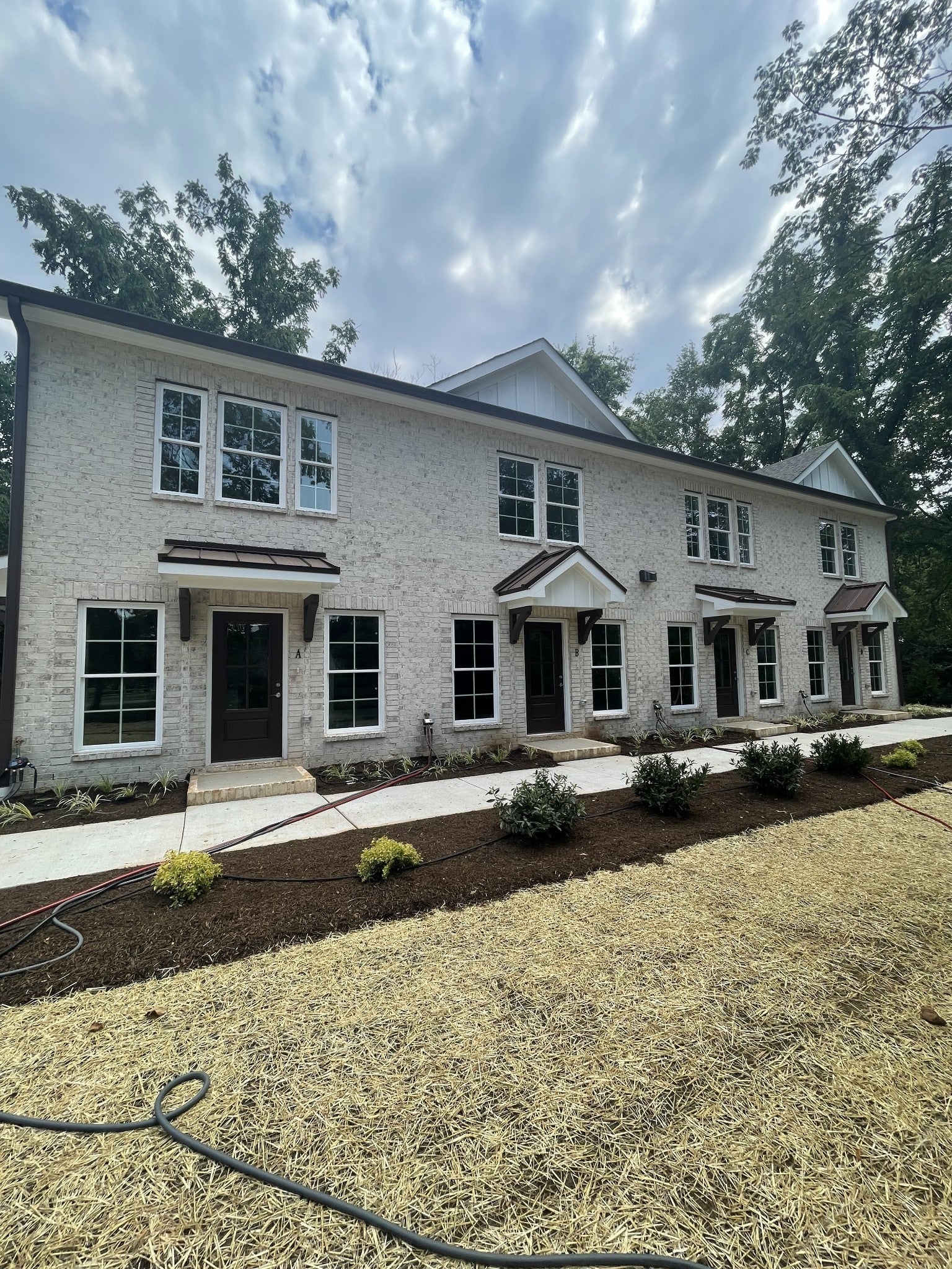 Photo of Listing #3049118