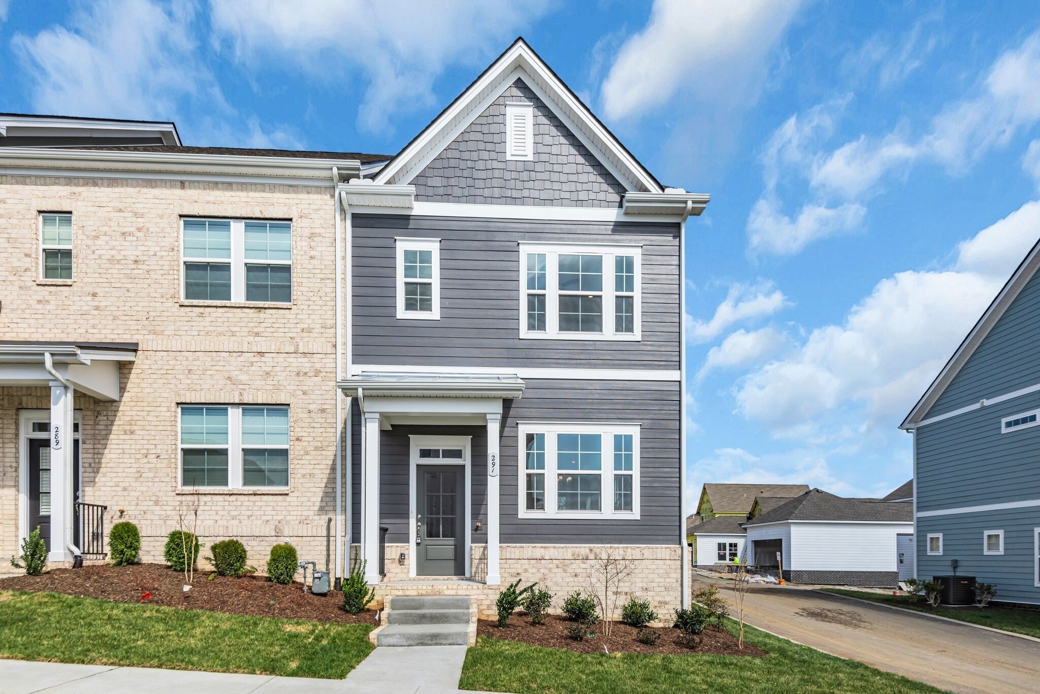 Photo of Listing #3049159