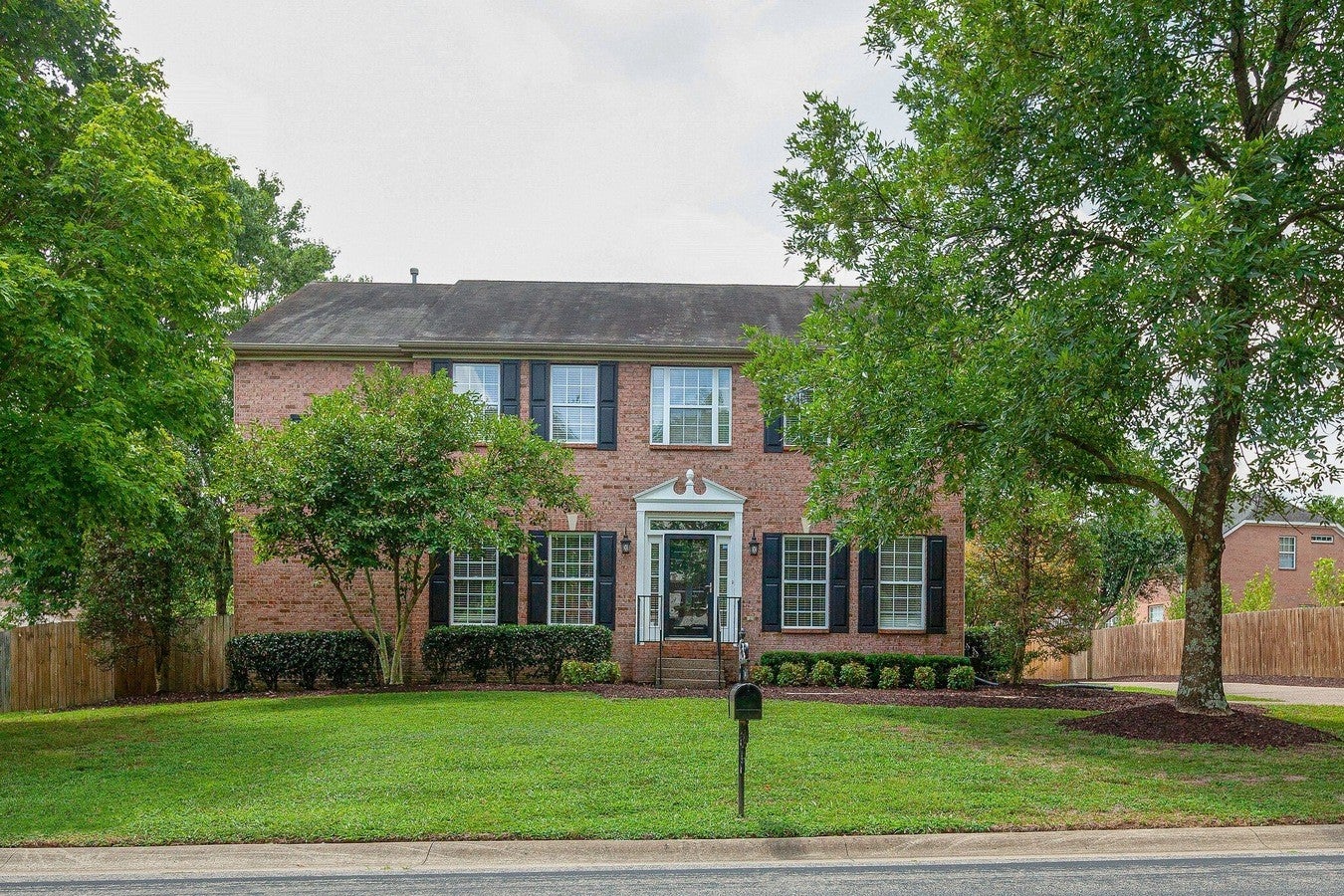 Photo of Listing #3049239