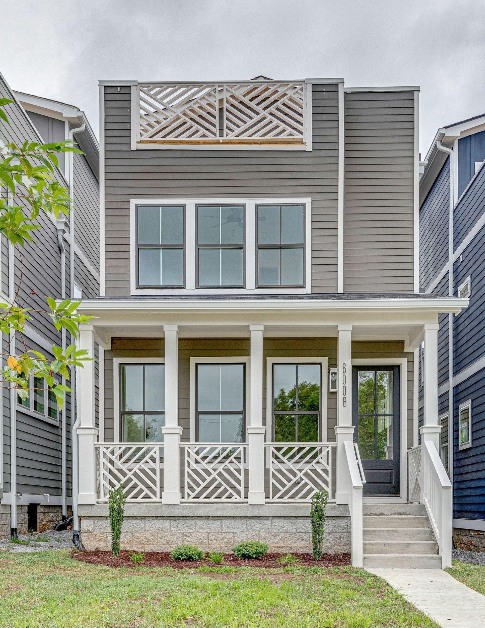 Photo of Listing #3049617