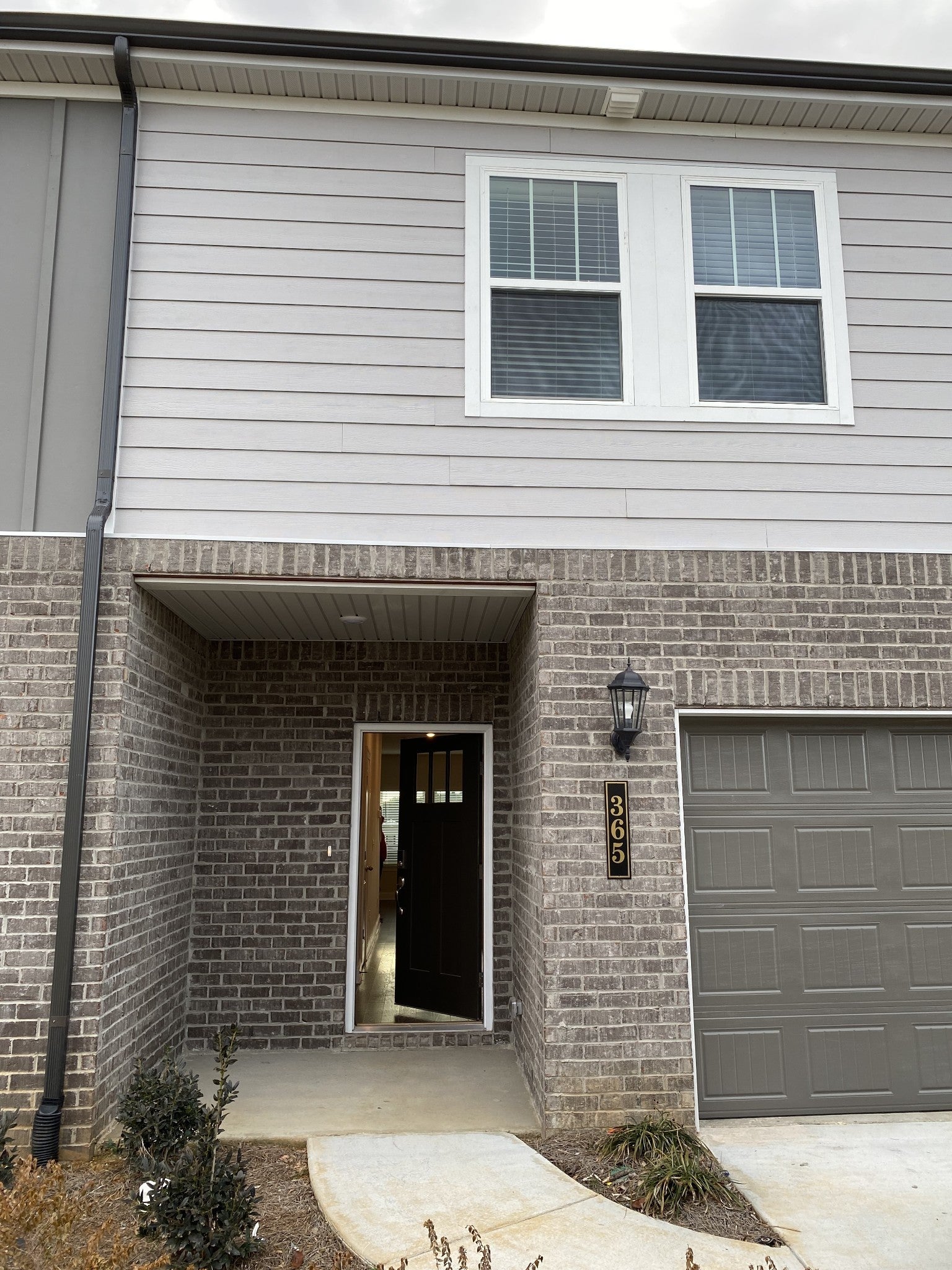 Photo of Listing #3049636