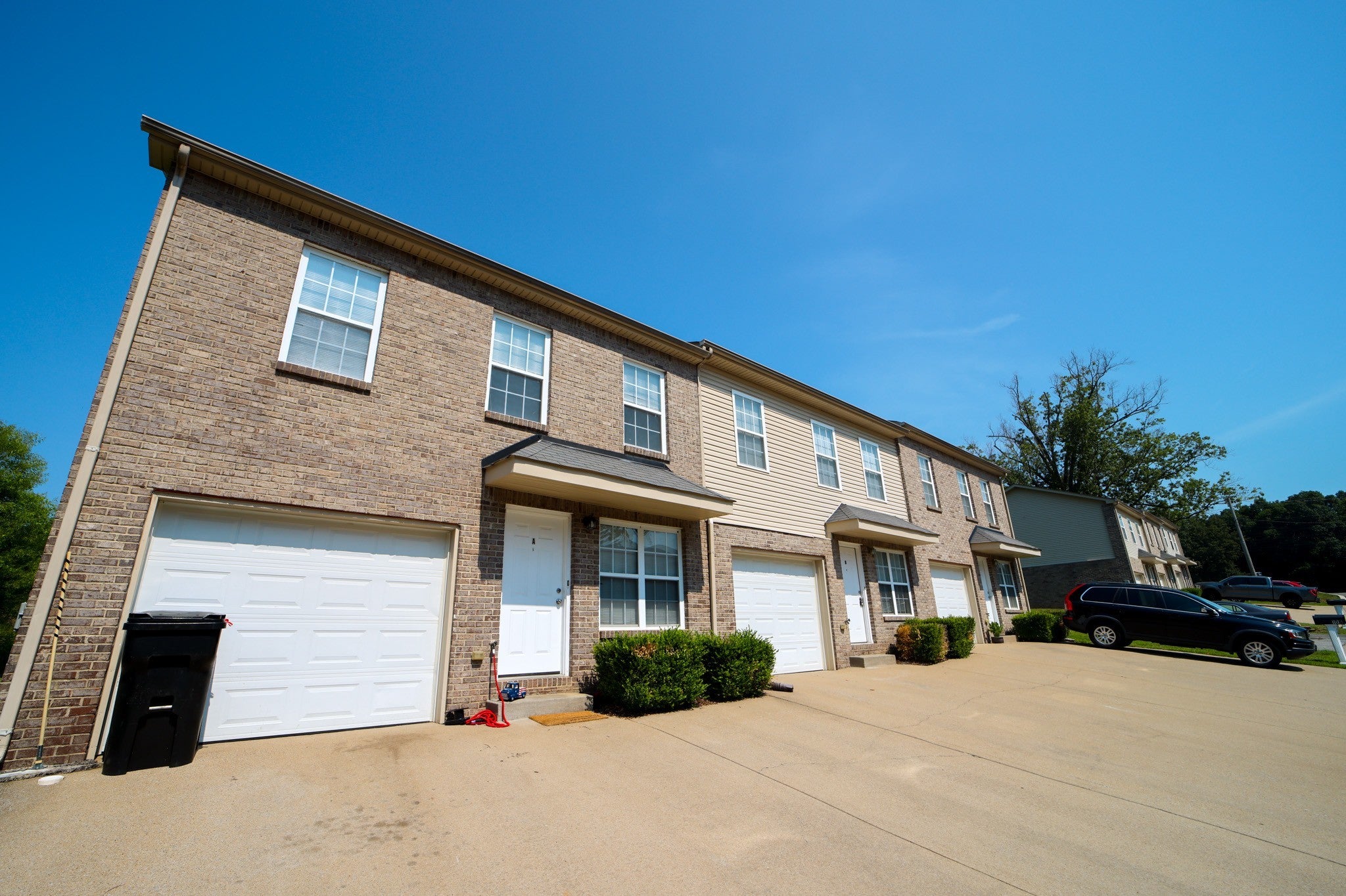 Photo of Listing #3049679