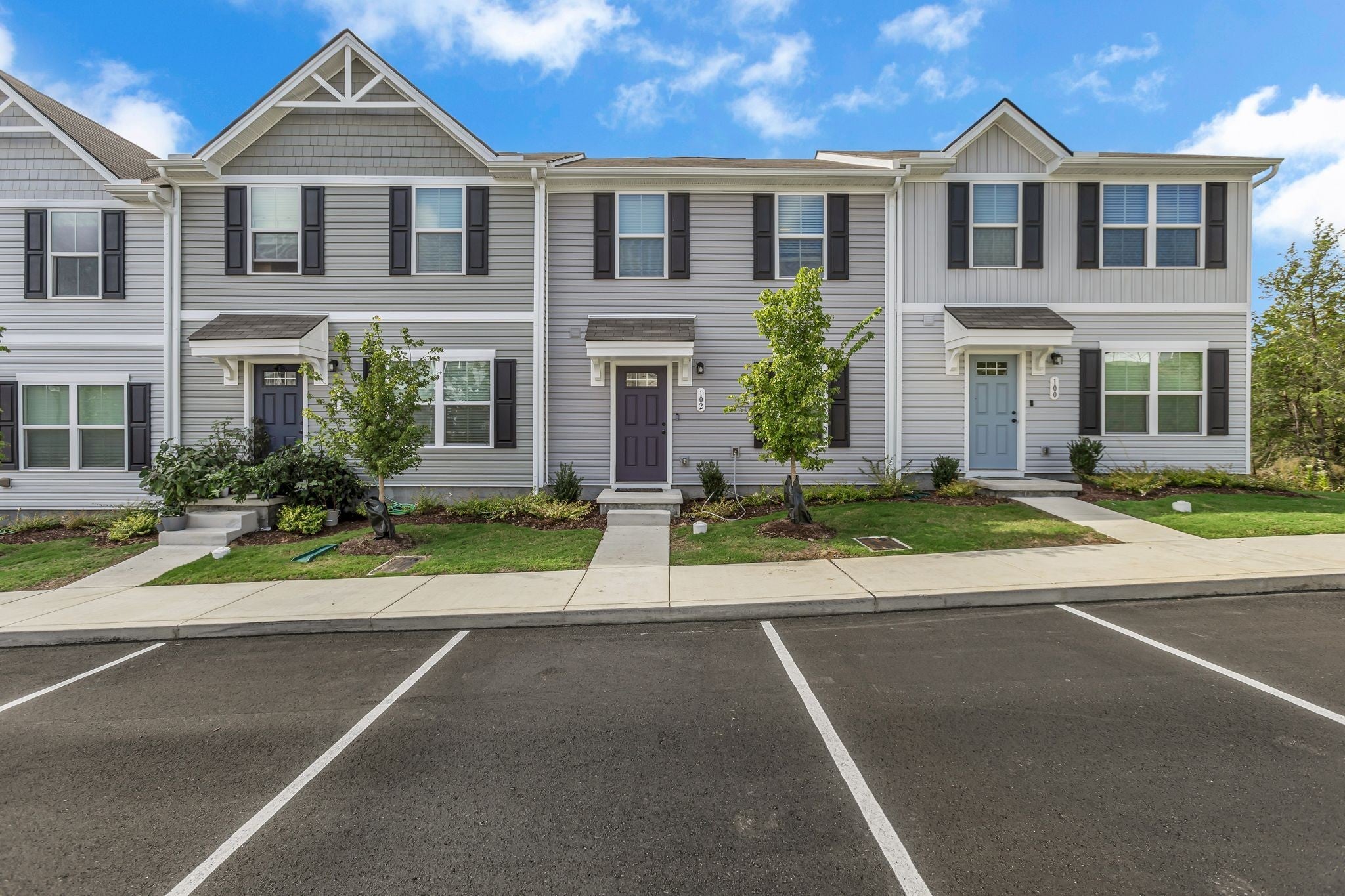 Photo of Listing #3050031