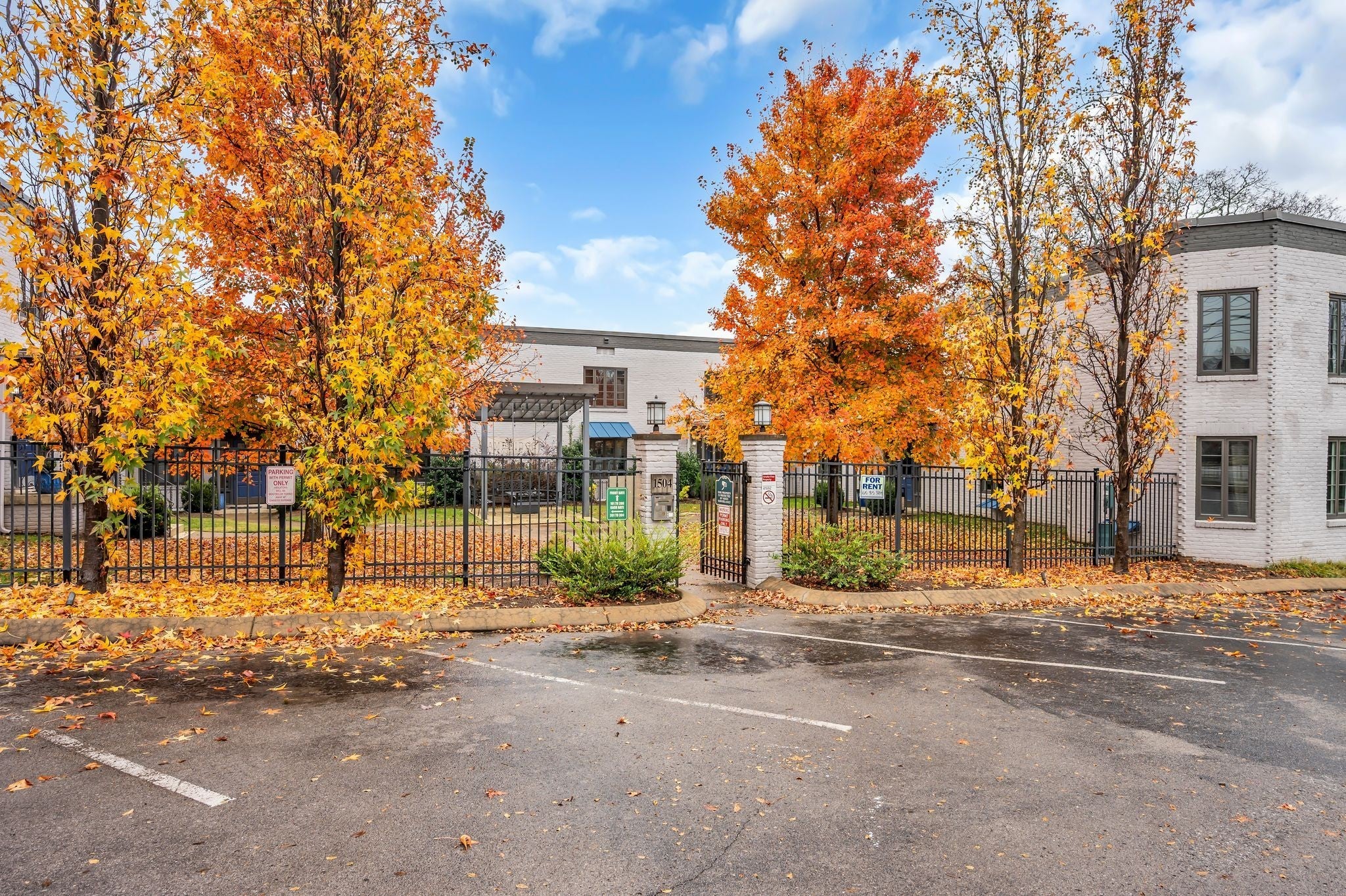 Photo of Listing #3050055