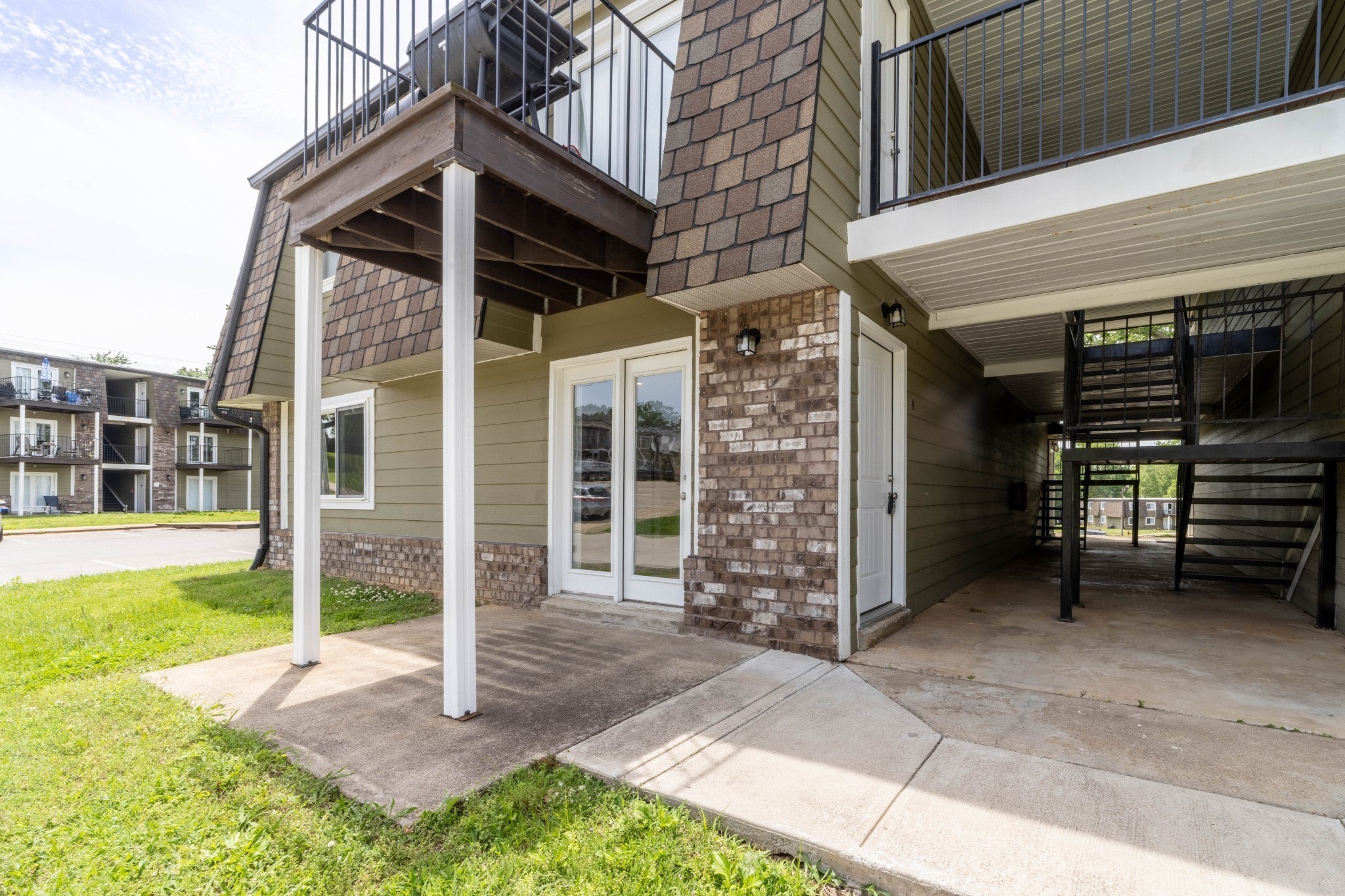 Photo of Listing #3050275