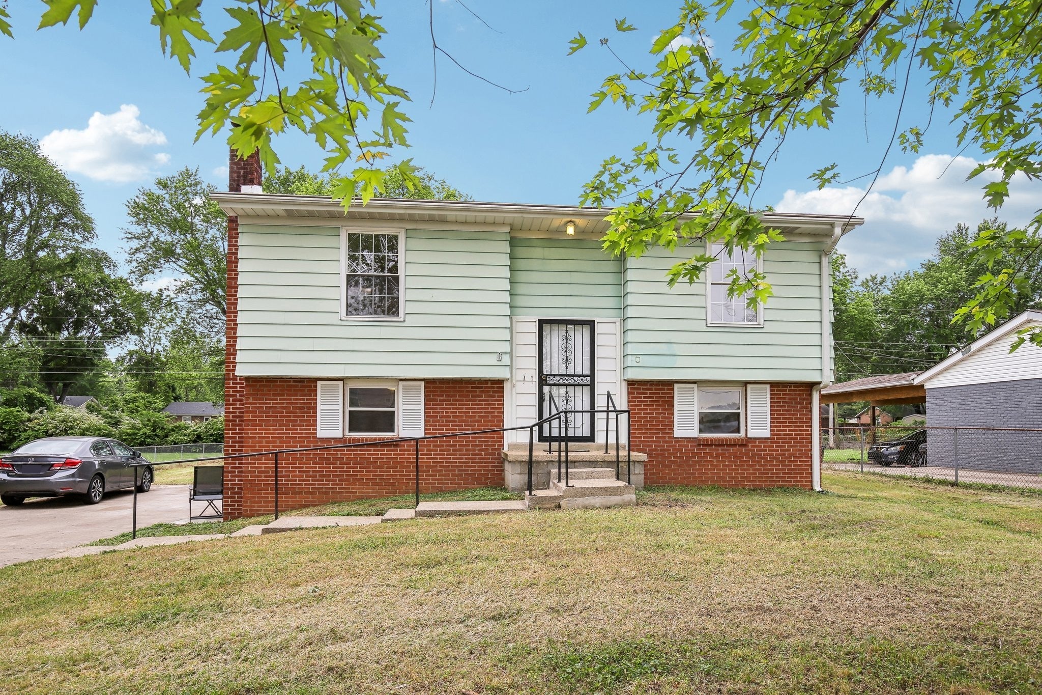 Photo of Listing #3050452