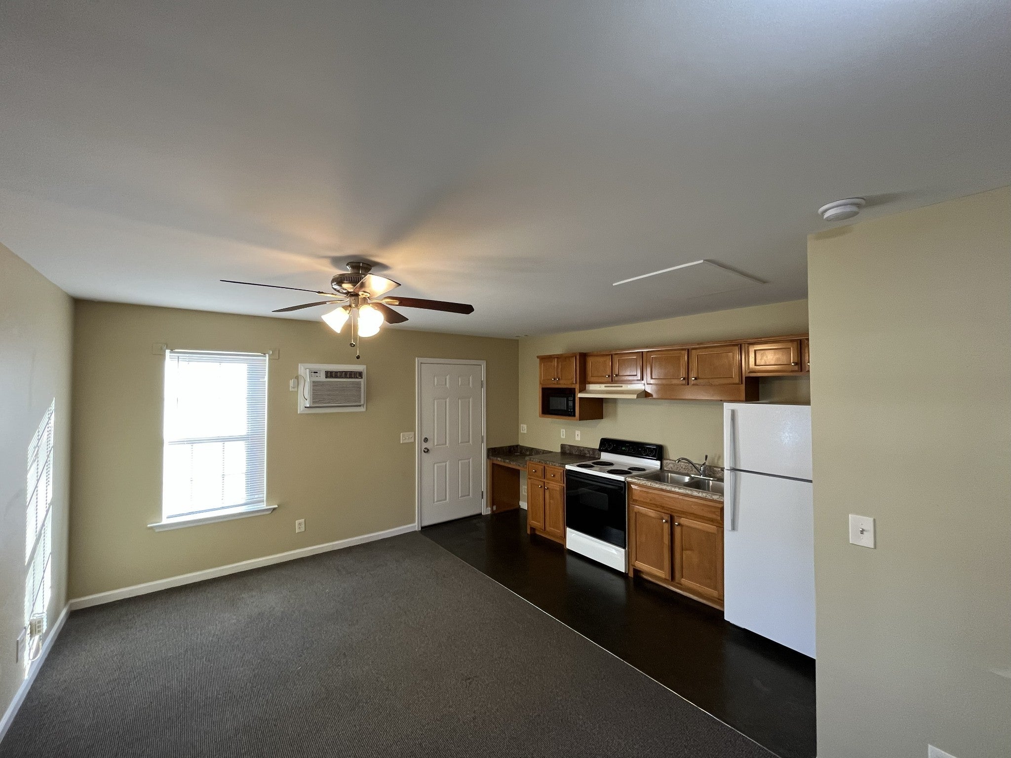 Photo of Listing #3050833