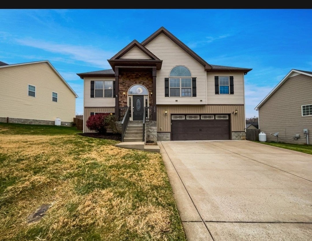 Photo of Listing #3051011