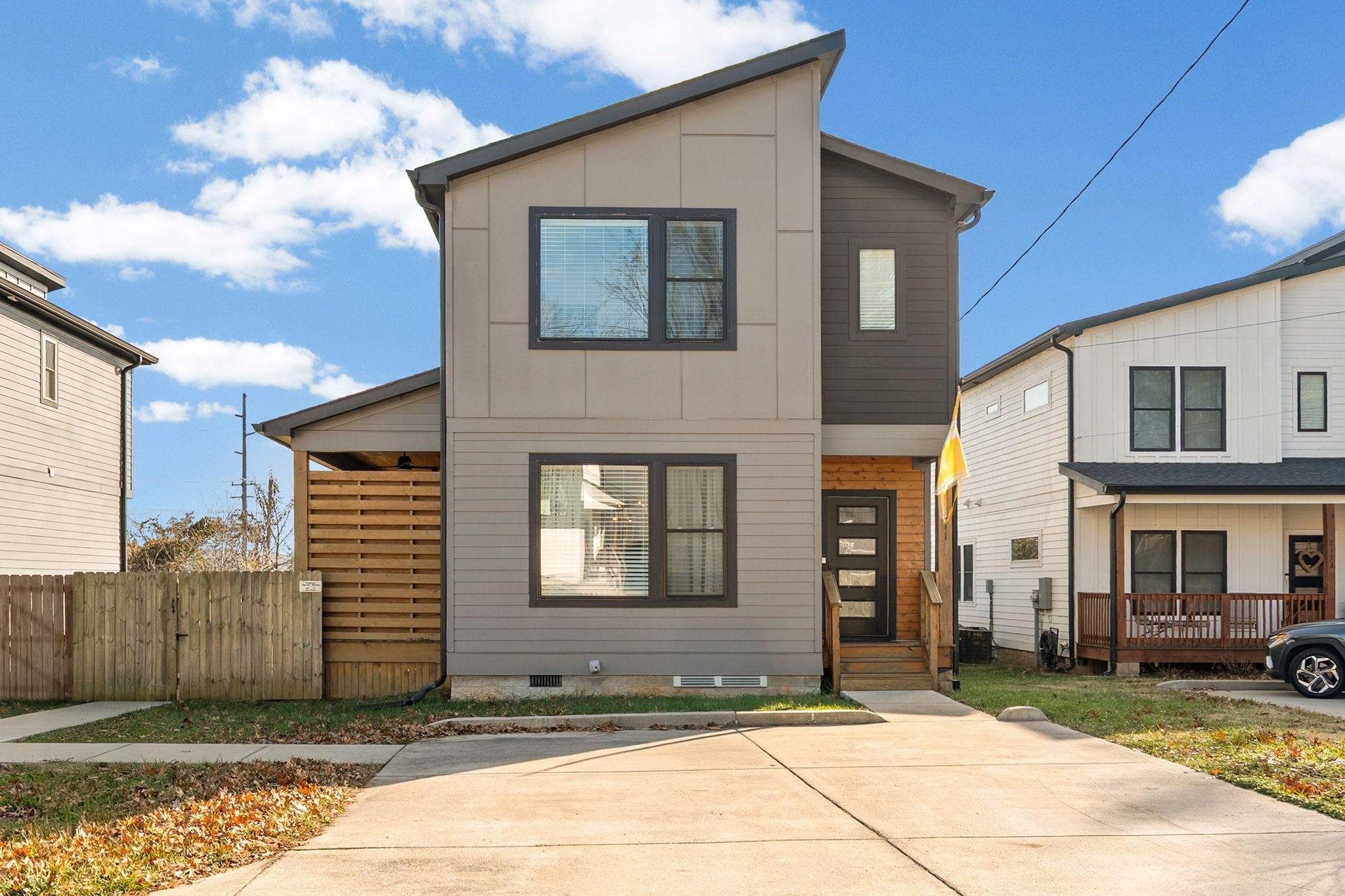 Photo of Listing #3051261