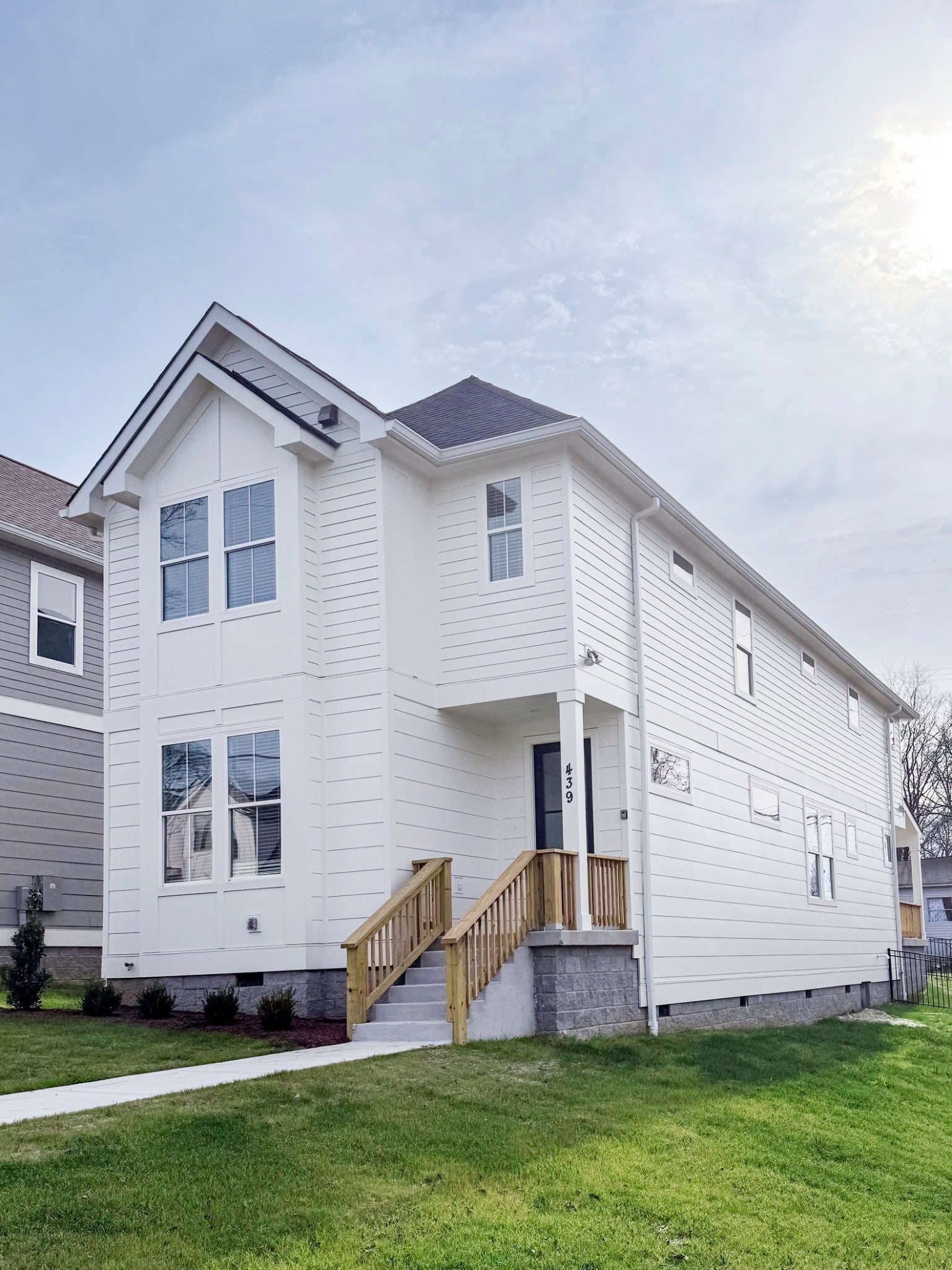 Photo of Listing #3054400