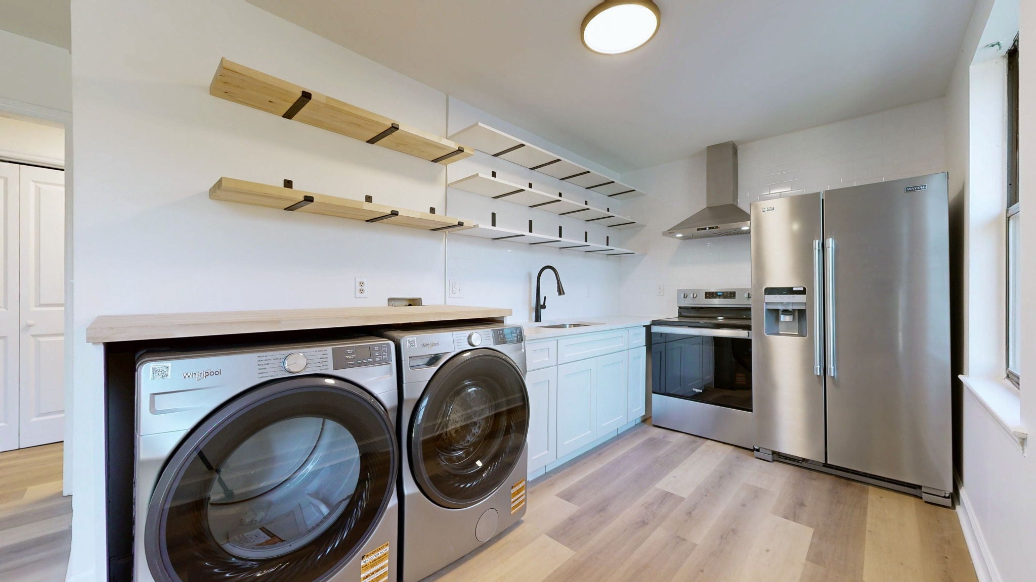 Photo of Listing #3054653