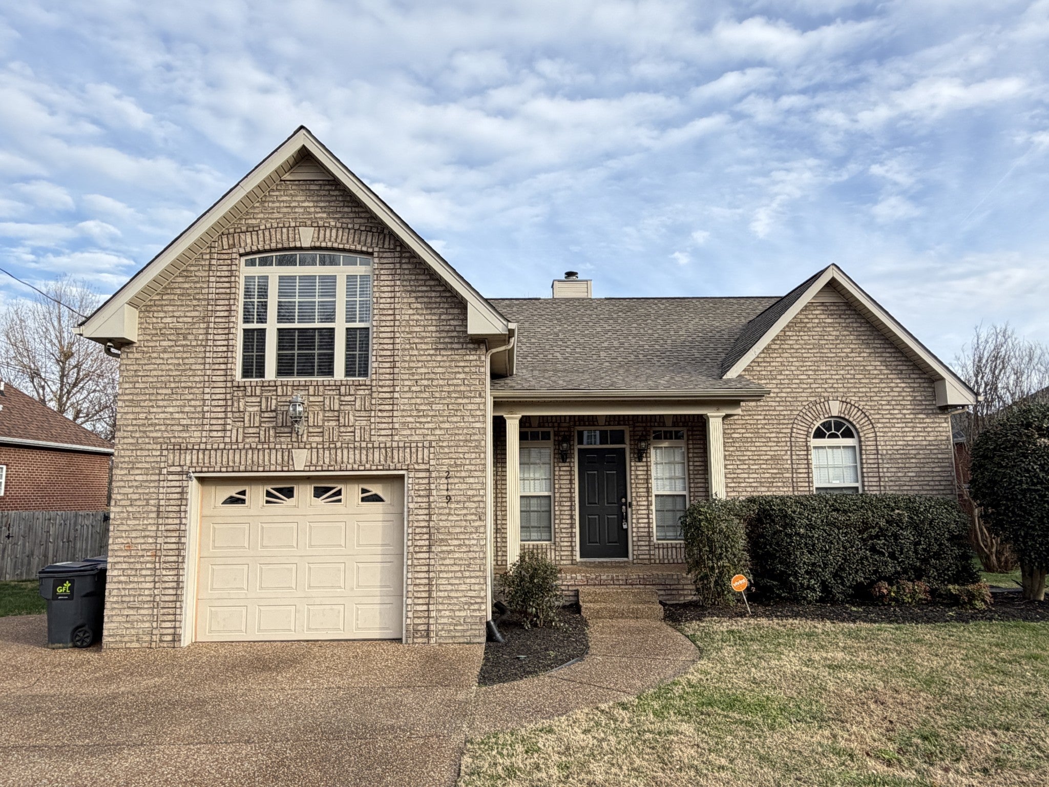 Photo of Listing #3056870