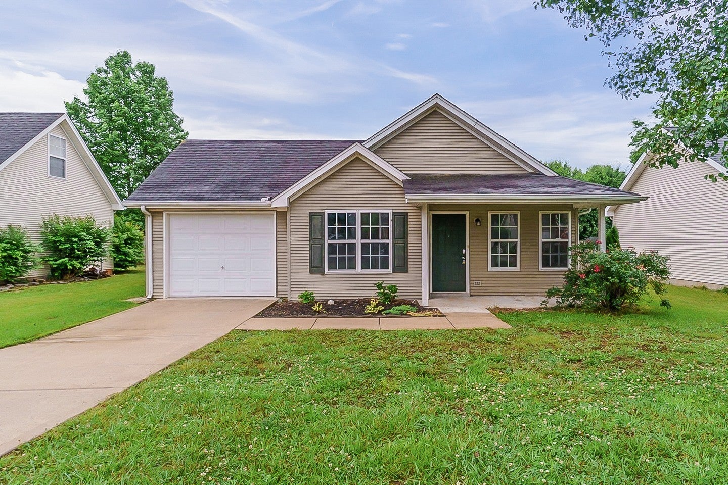 Photo of Listing #3056888