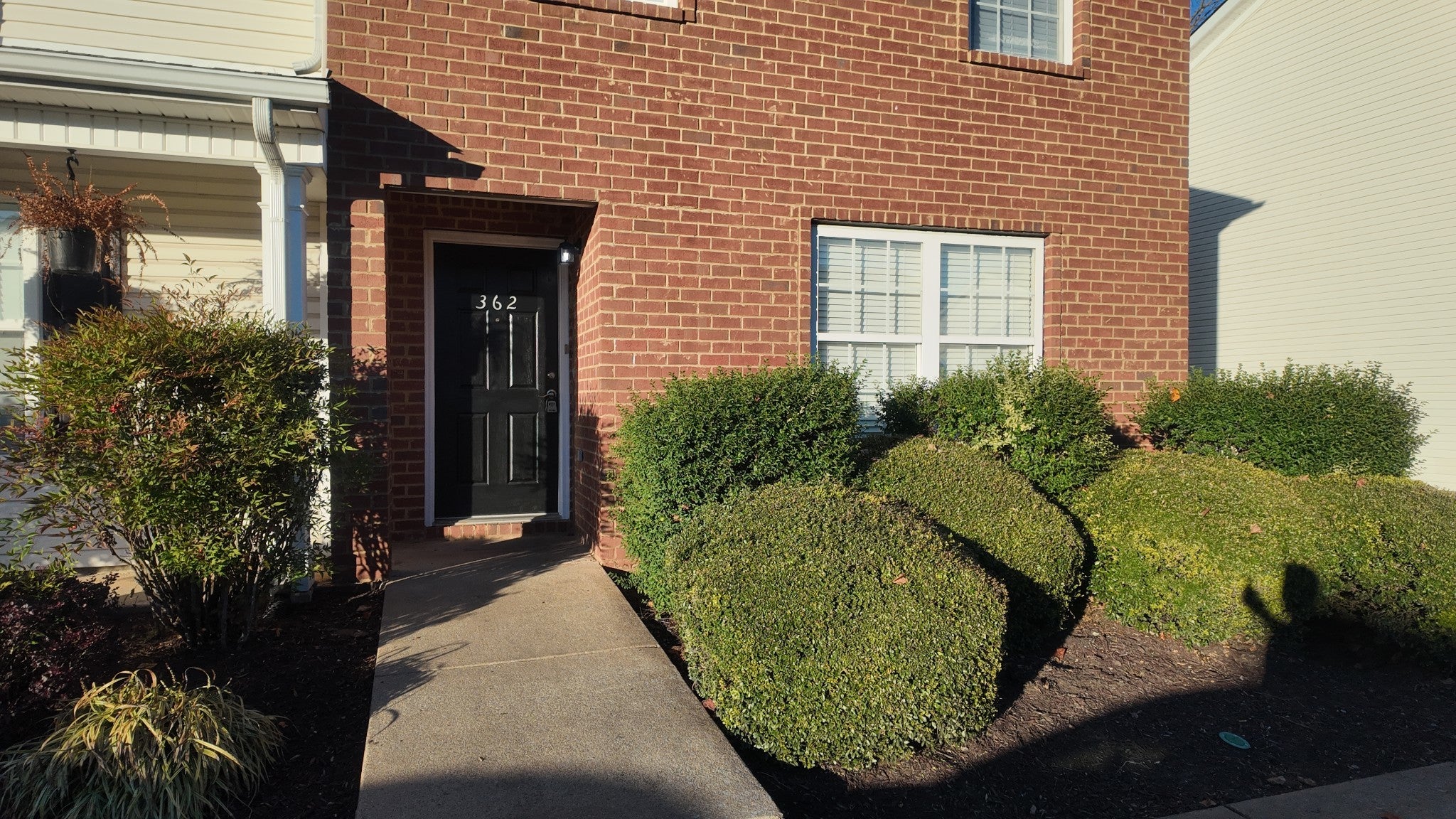 Photo of Listing #3057675