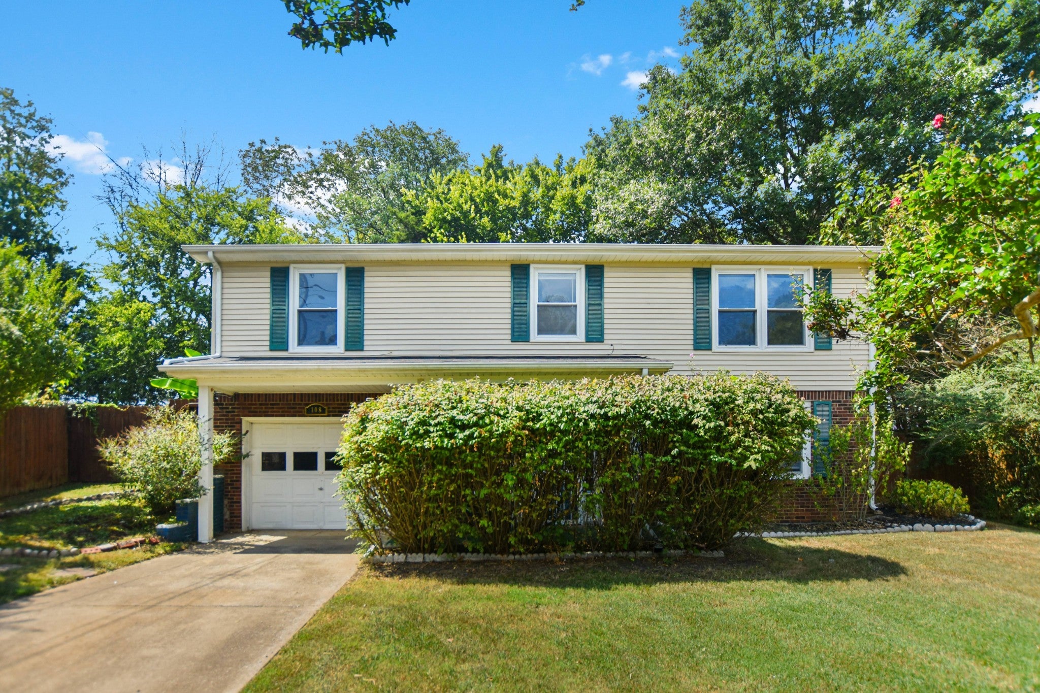 Photo of Listing #3057793