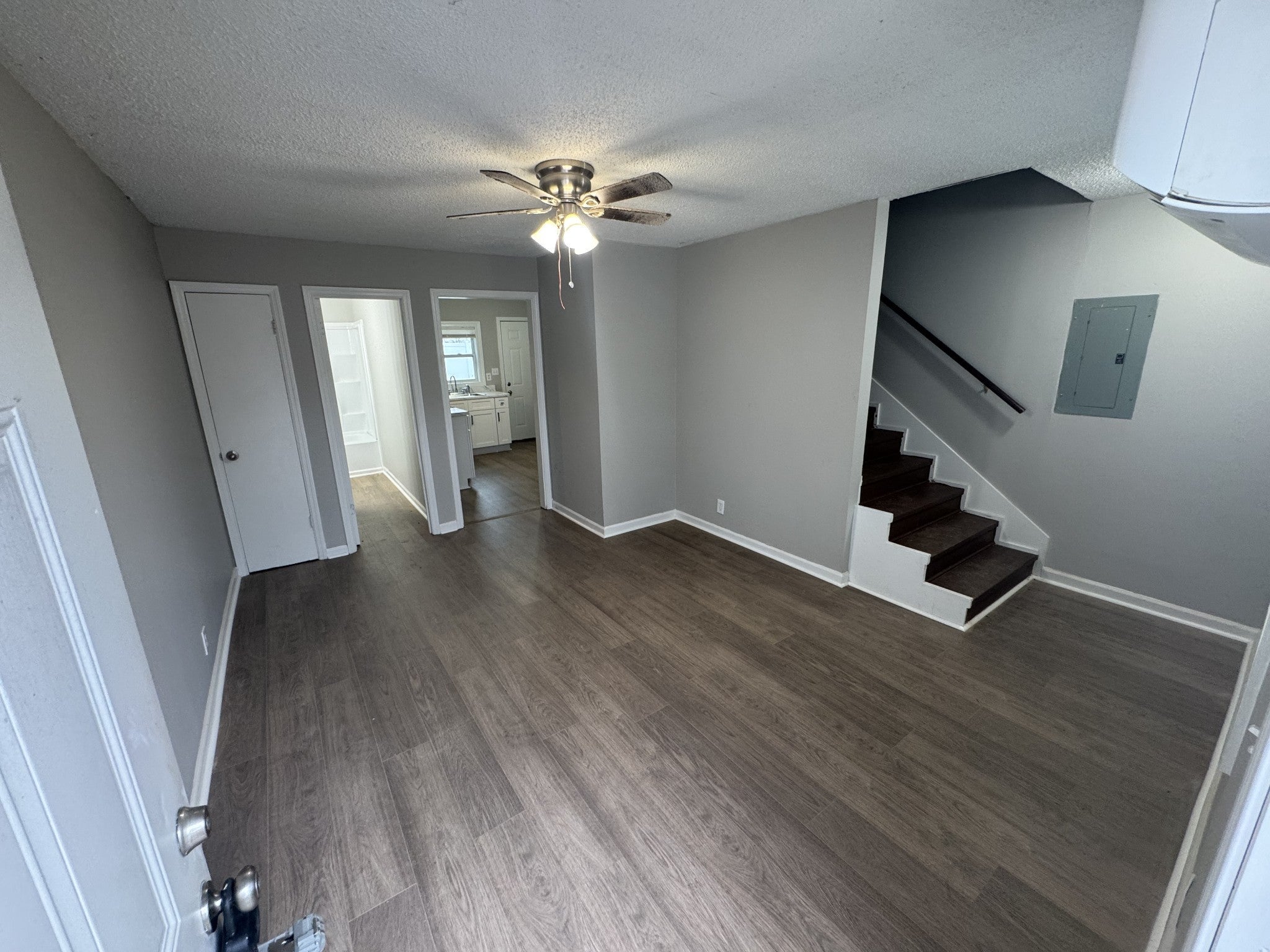 Photo of Listing #3057902