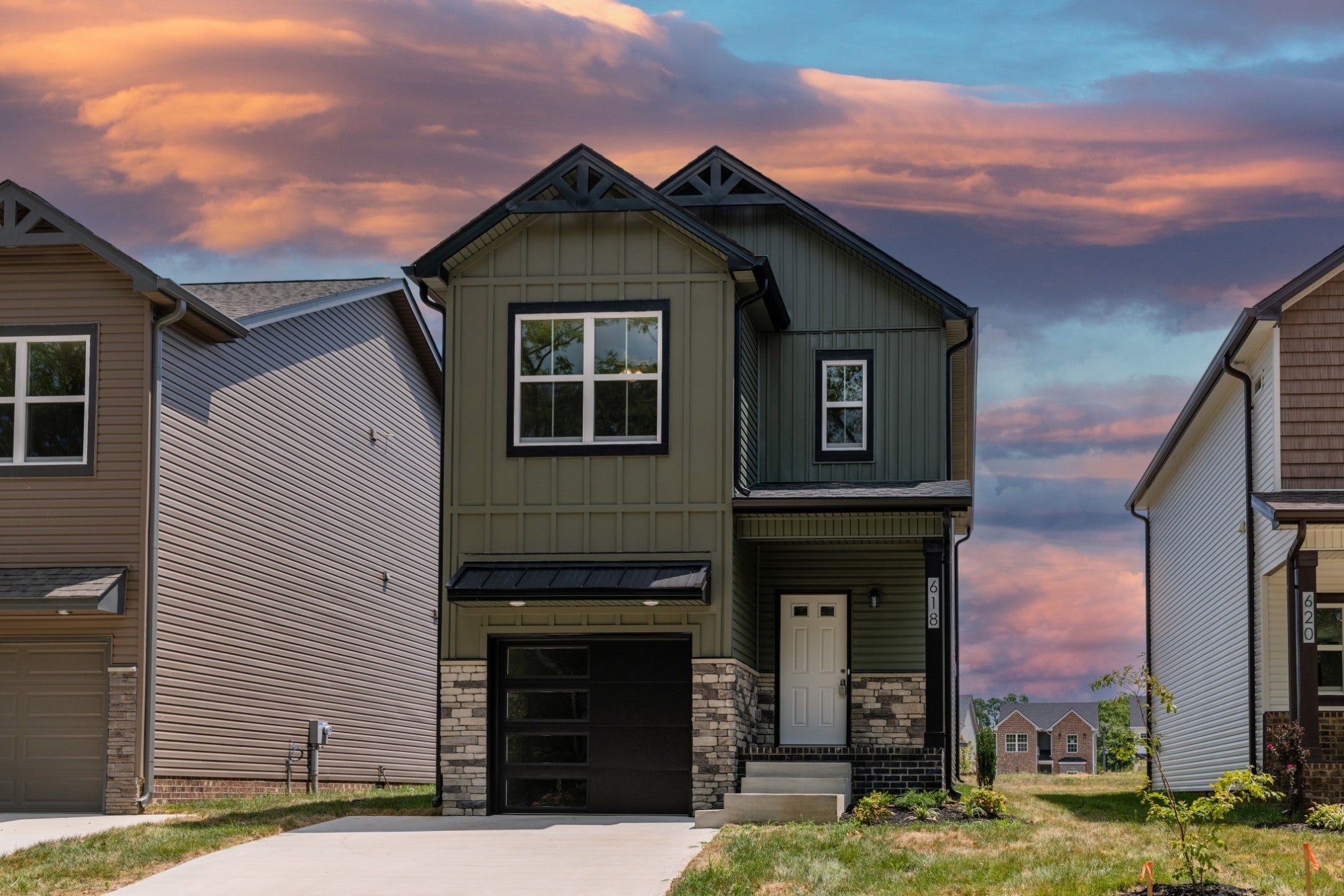 Photo of Listing #3058178