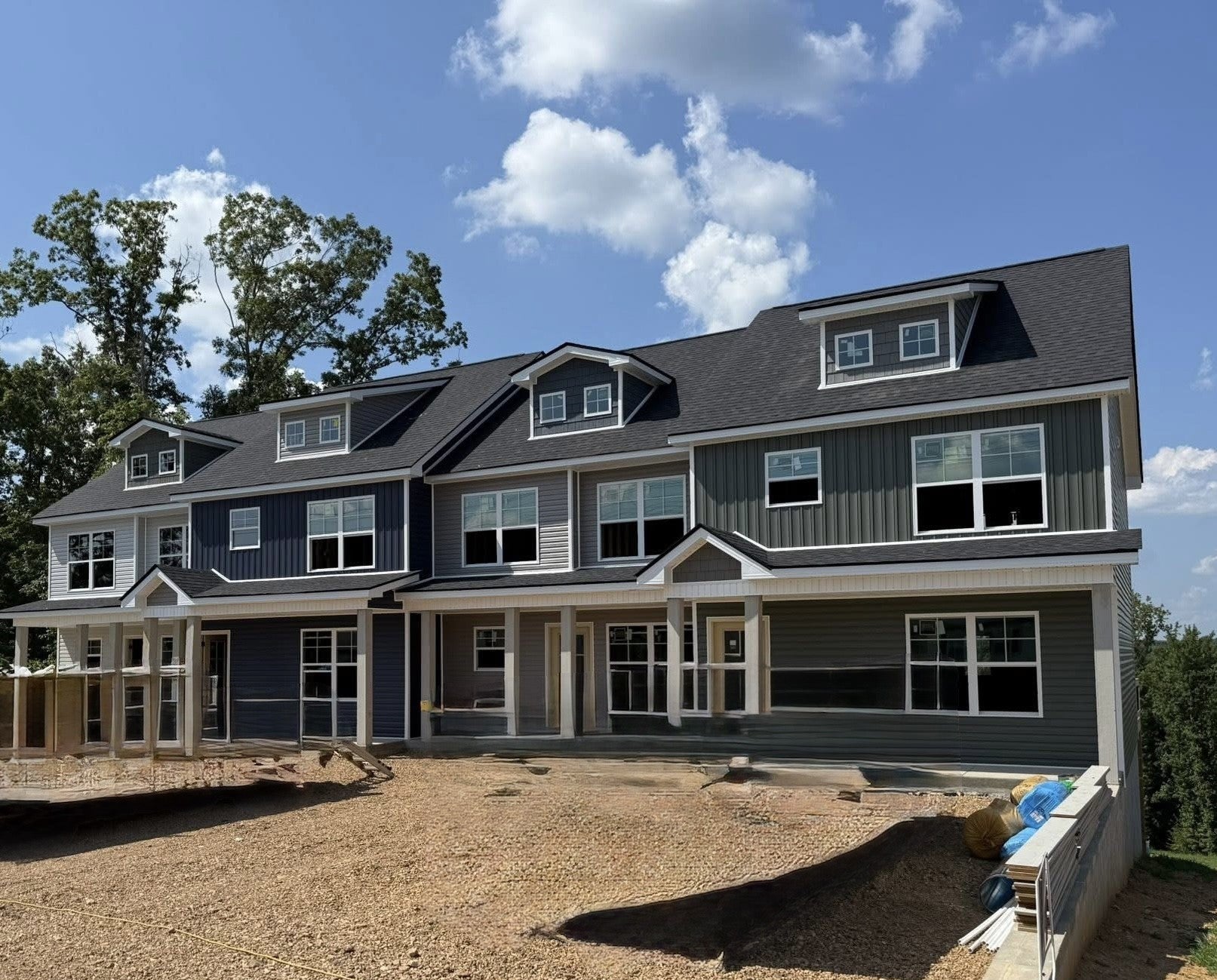 Photo of Listing #3058221