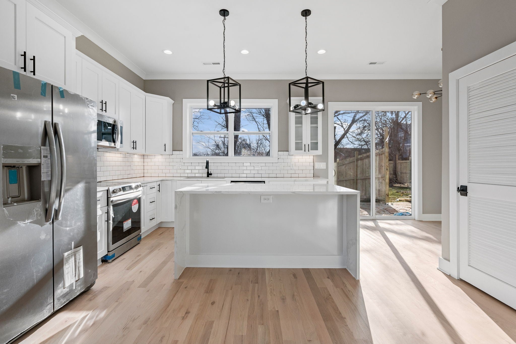 Photo of Listing #3060492