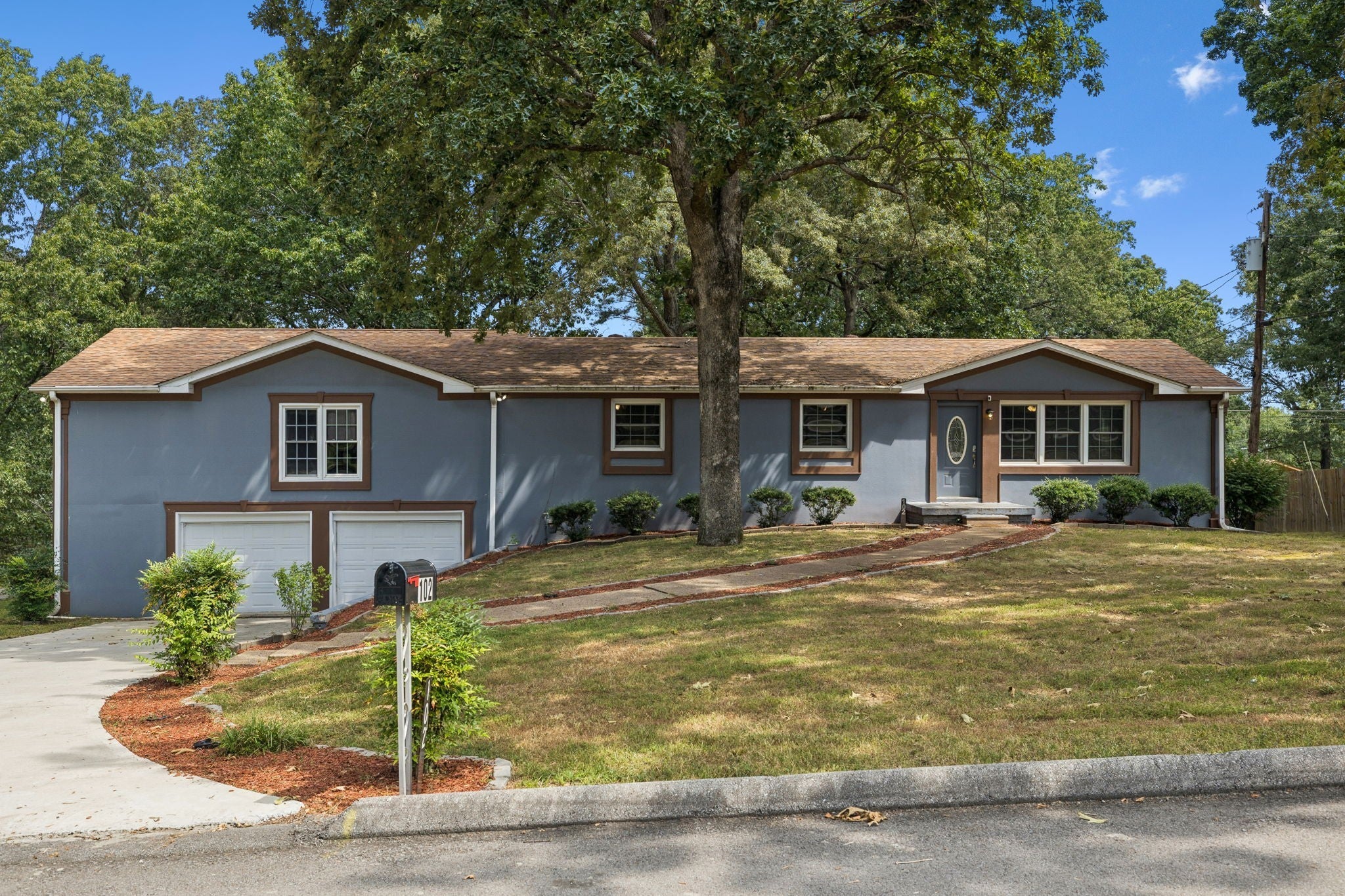 Photo of Listing #3060641