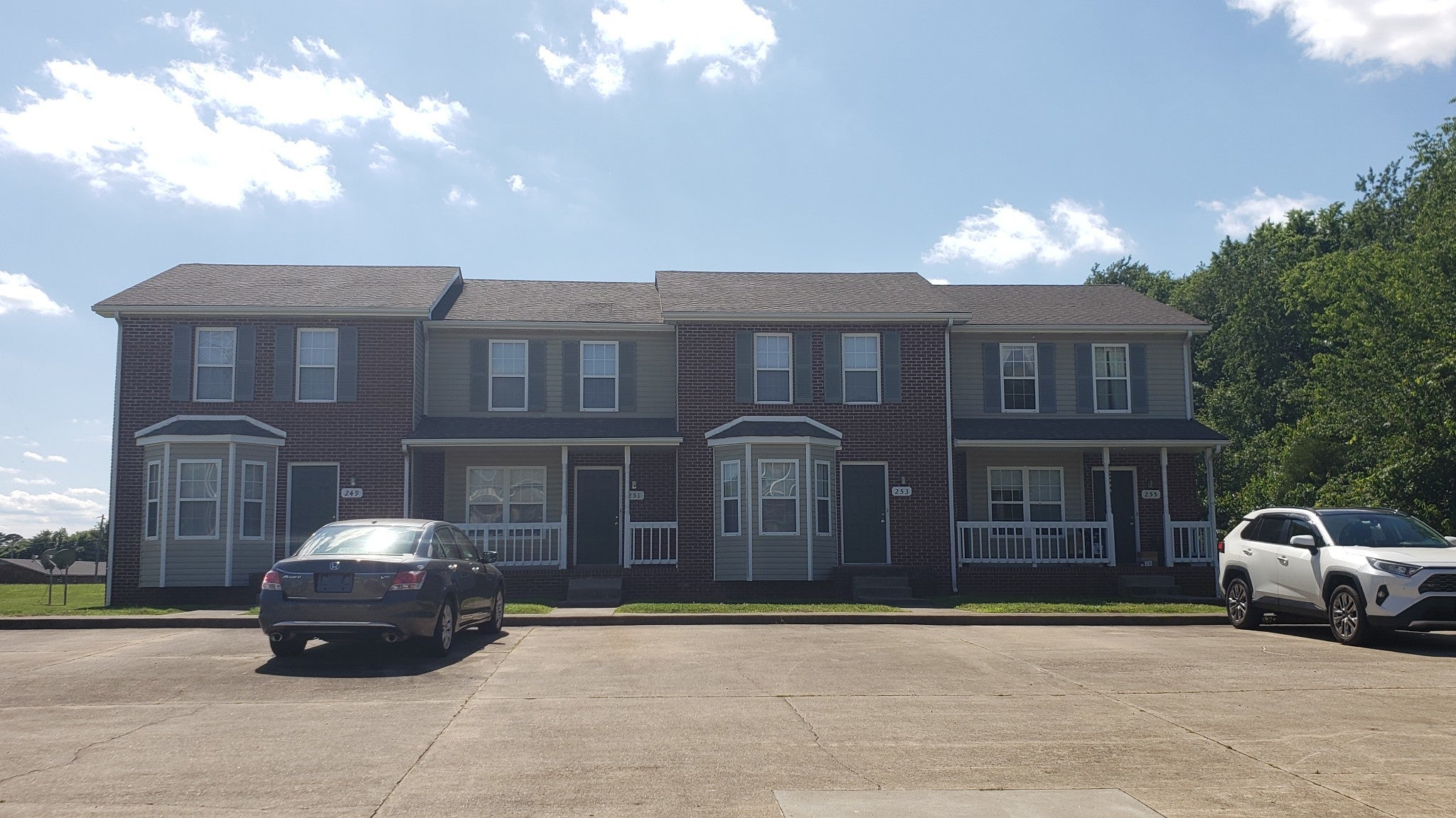 Photo of Listing #3061210