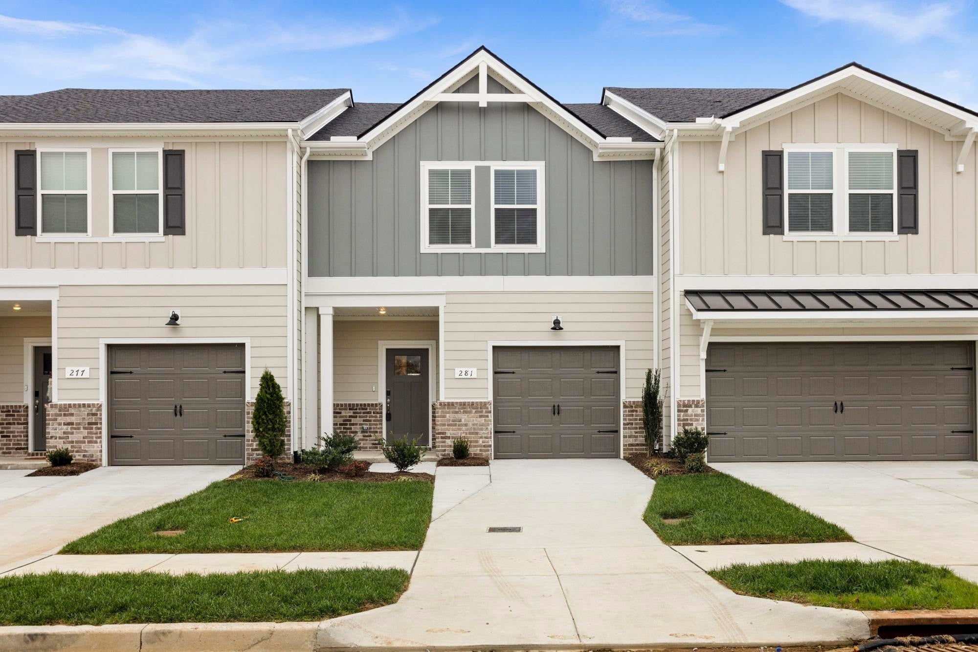 Photo of Listing #3061416