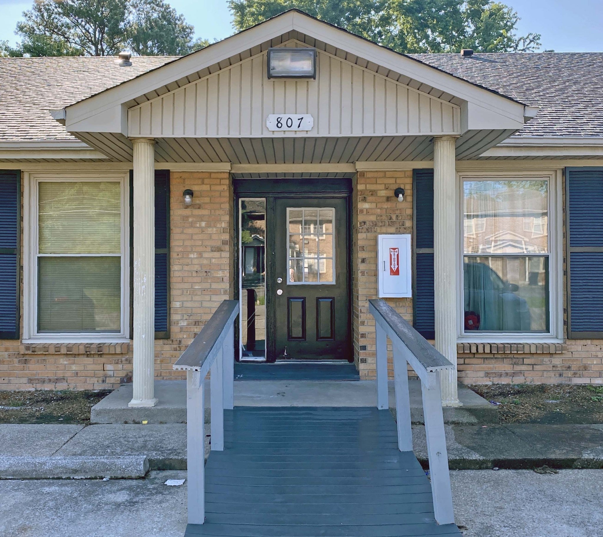 Photo of Listing #3061797