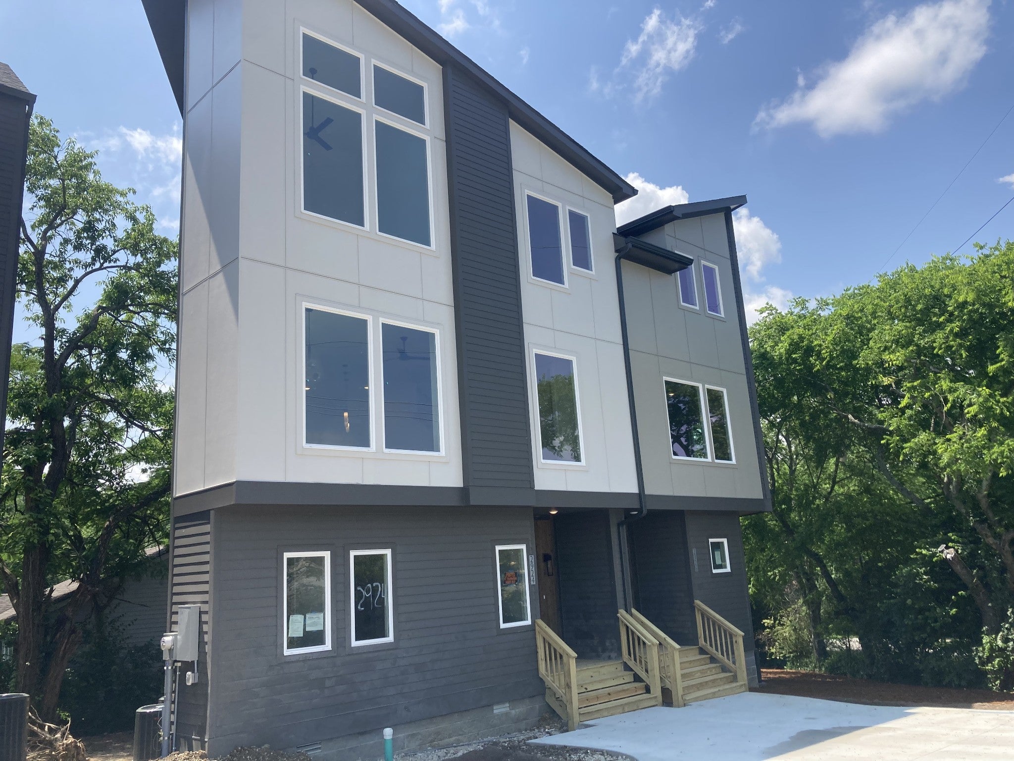 Photo of Listing #3062019