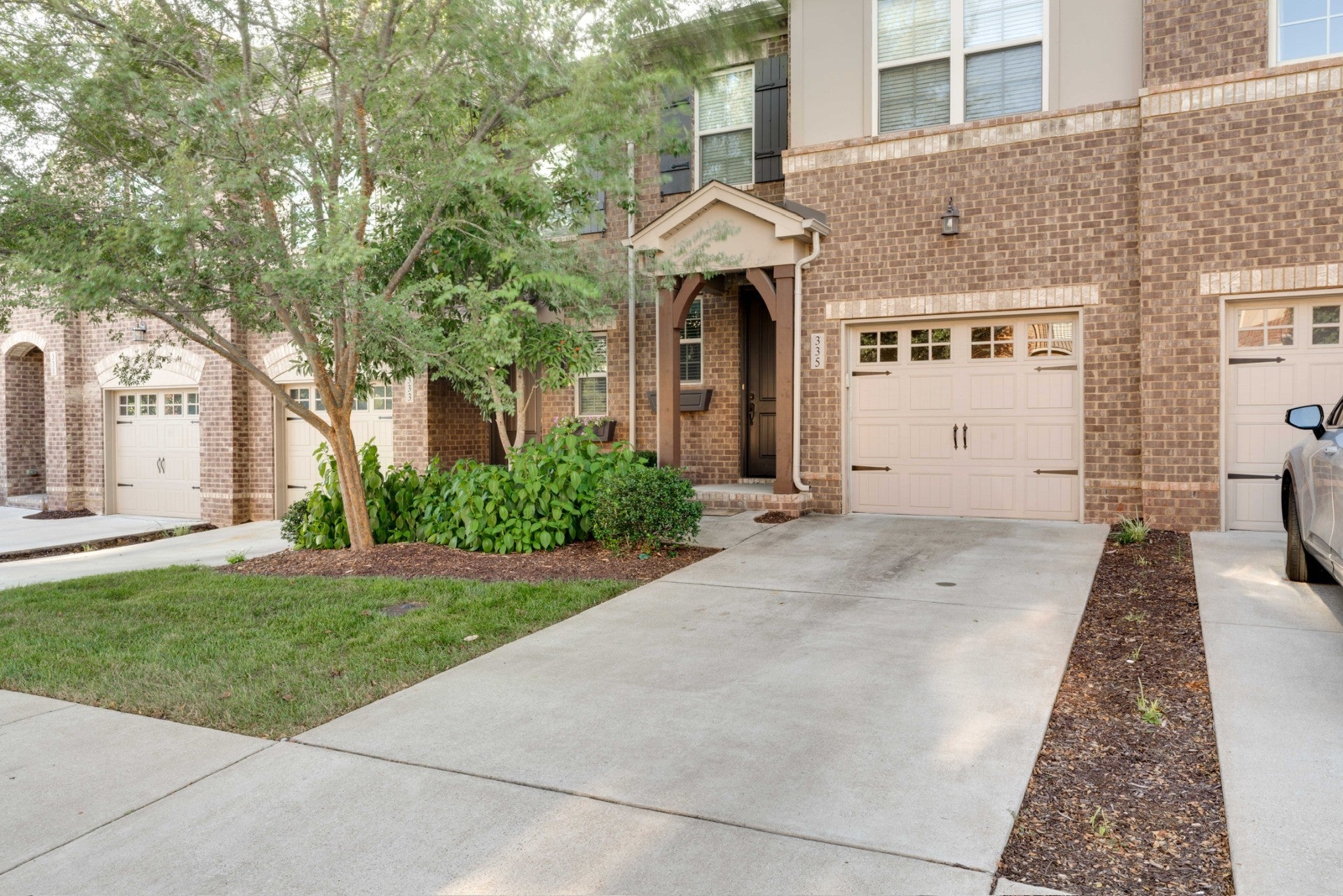 Photo of Listing #3066443