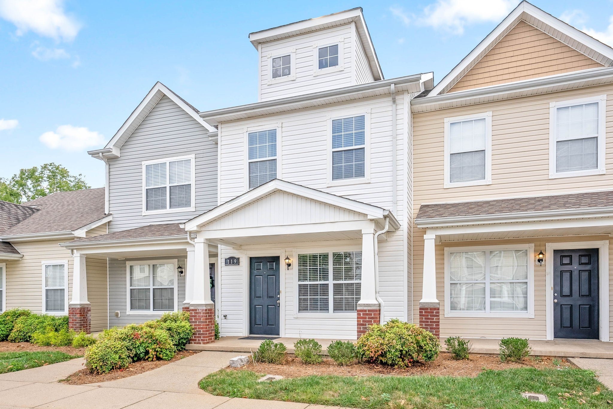 Photo of Listing #3067704