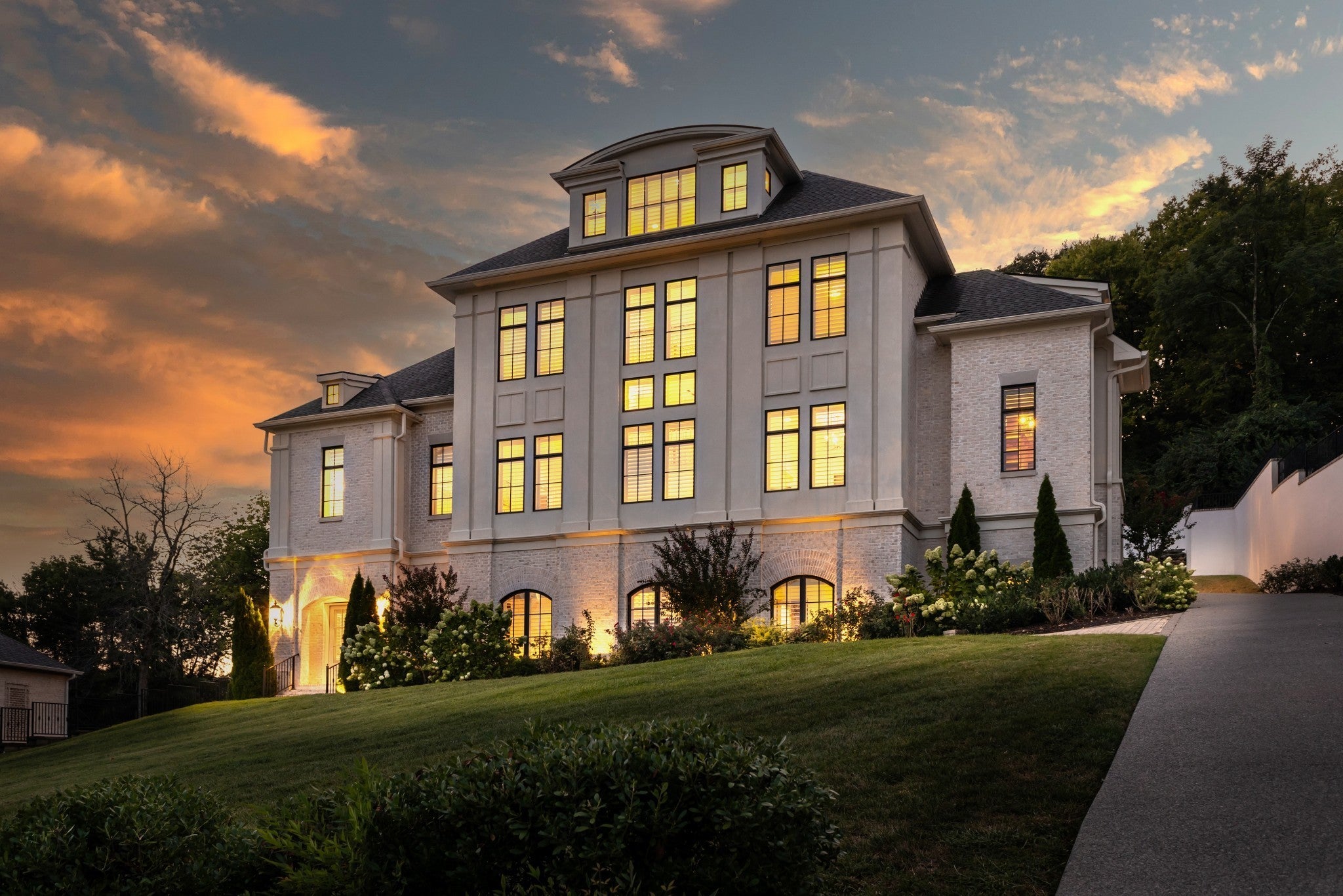 Photo of Listing #3067753