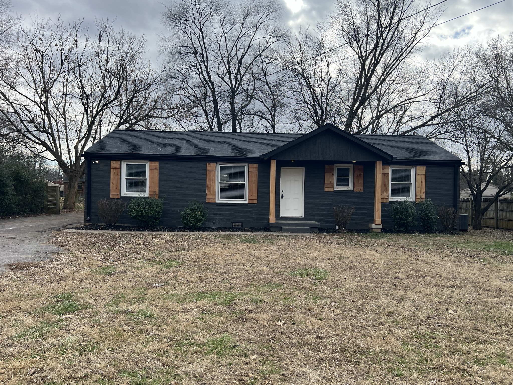 Photo of Listing #3067909