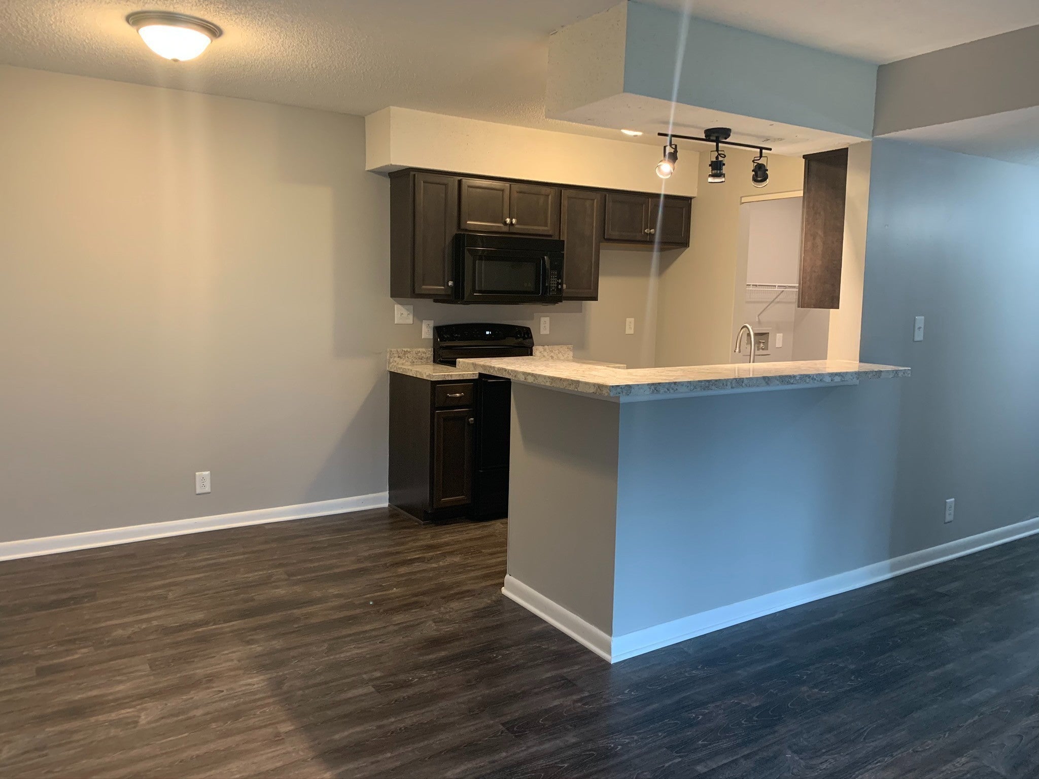 Photo of Listing #3069464