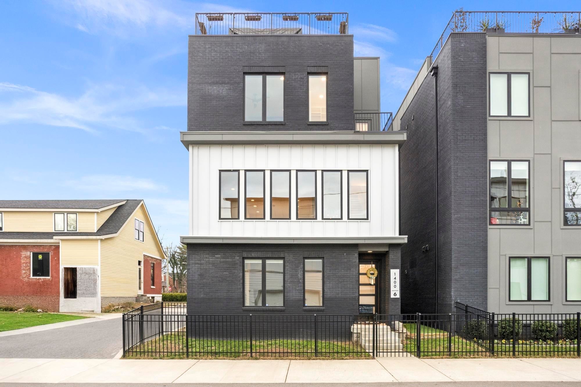 Photo of Listing #3069816