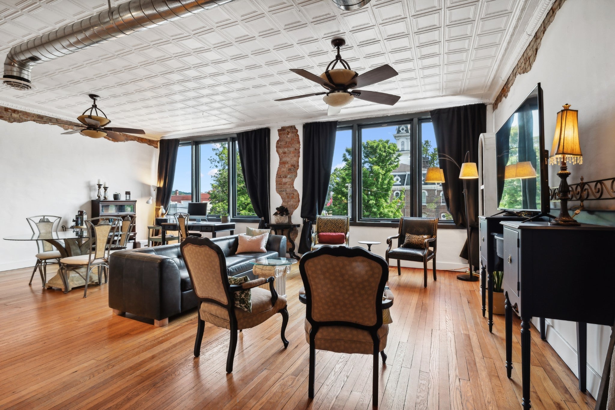 Photo of Listing #3069834