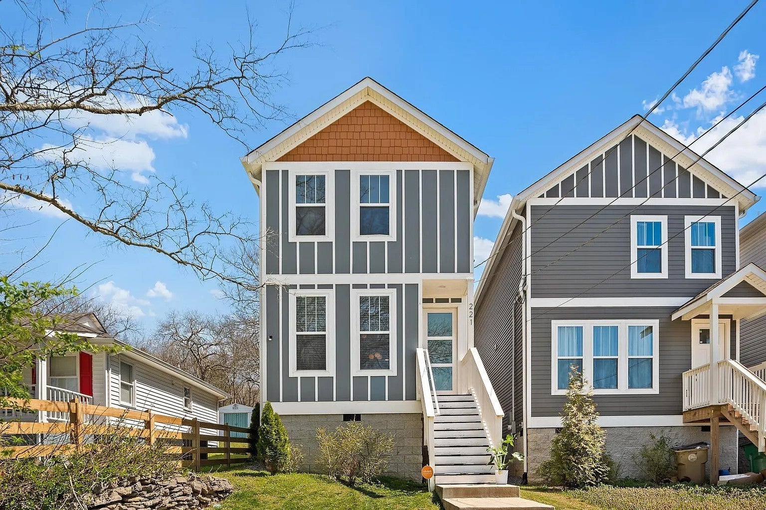 Photo of Listing #3071542