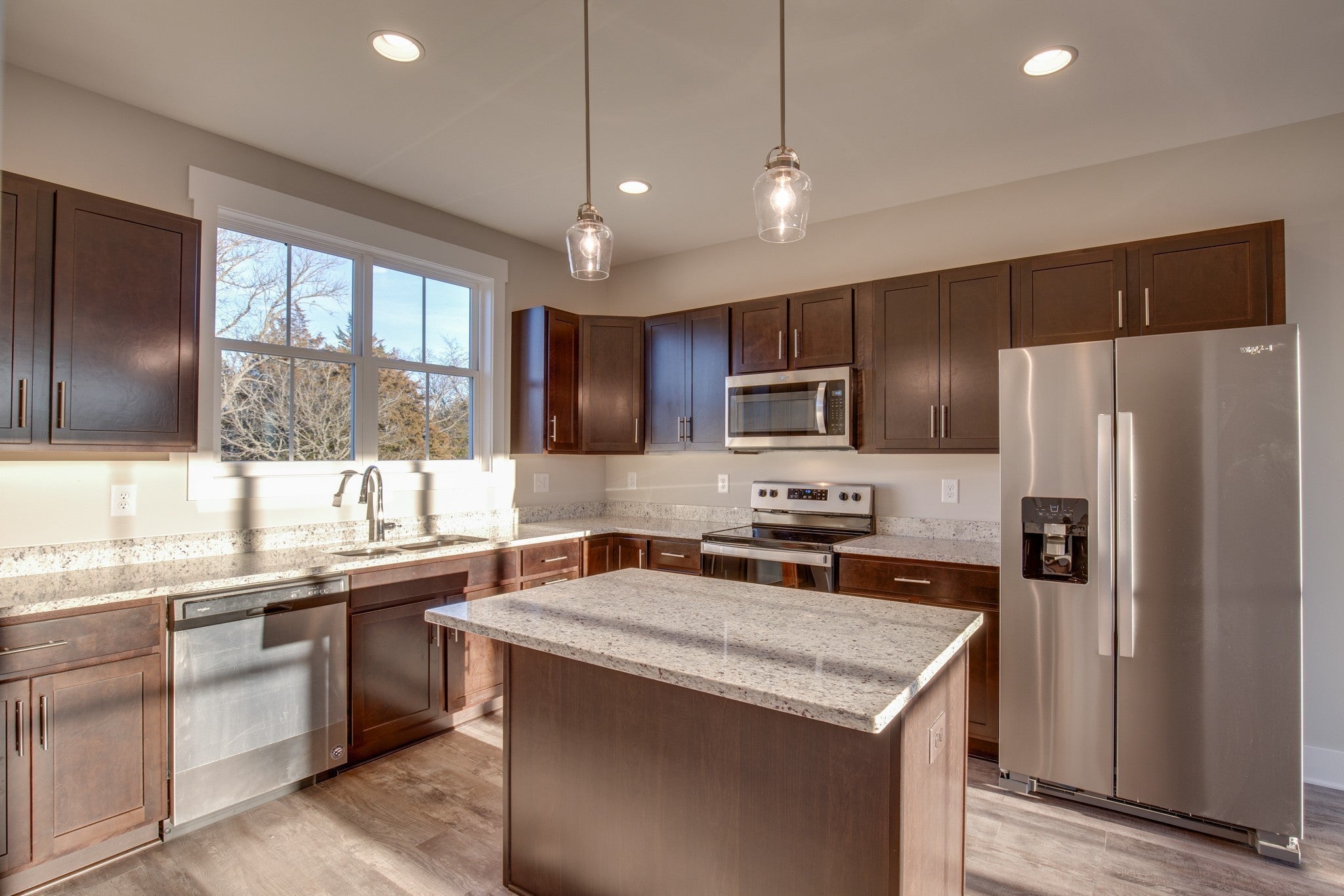 Photo of Listing #3071804