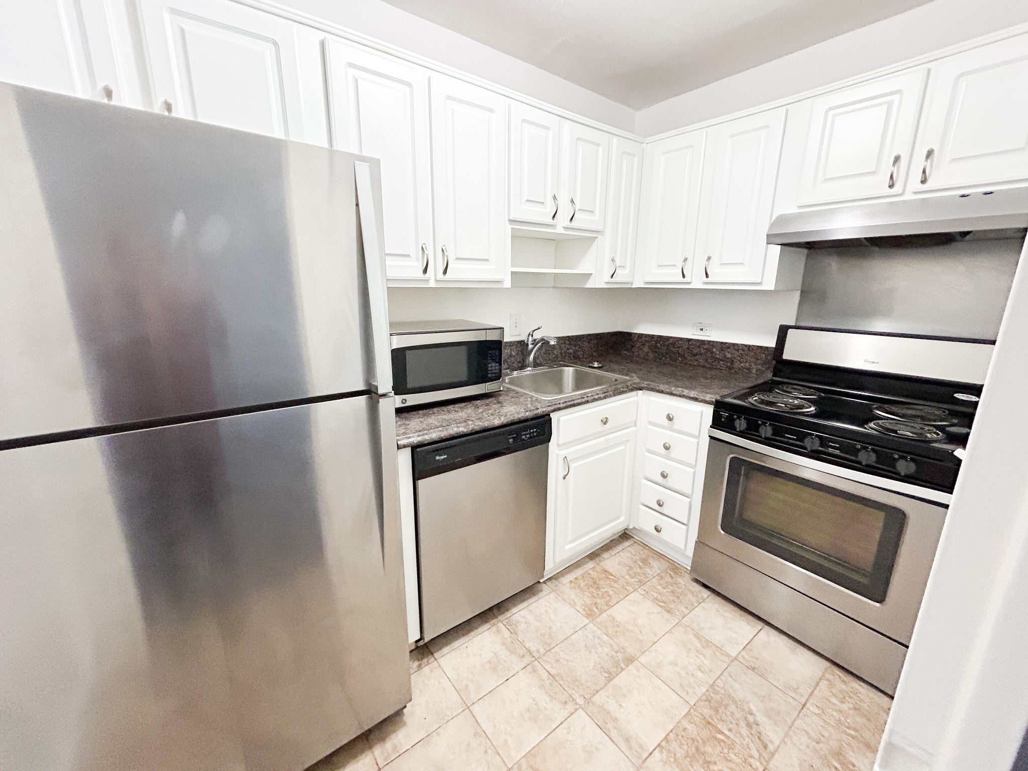 Photo of Listing #3072231