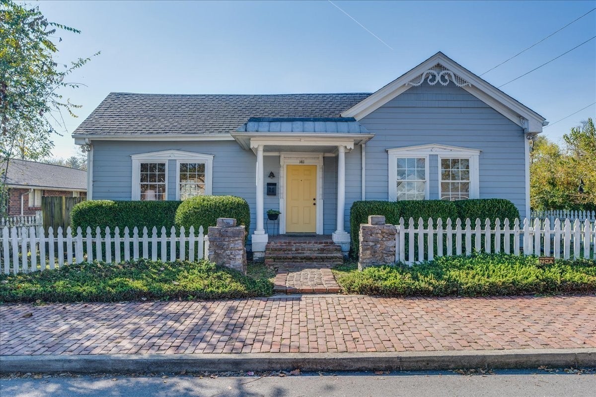 Photo of Listing #3074589