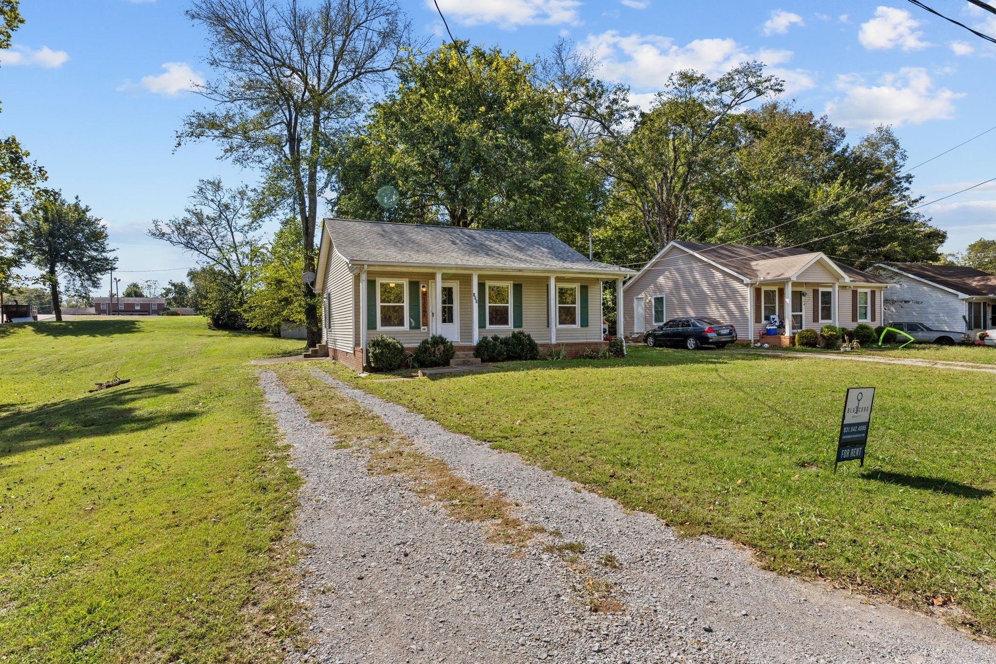 Photo of Listing #3079177