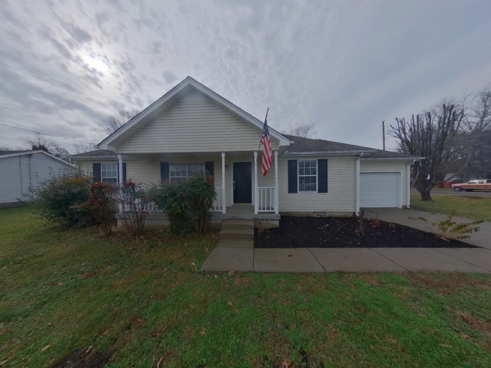 Photo of Listing #3079743